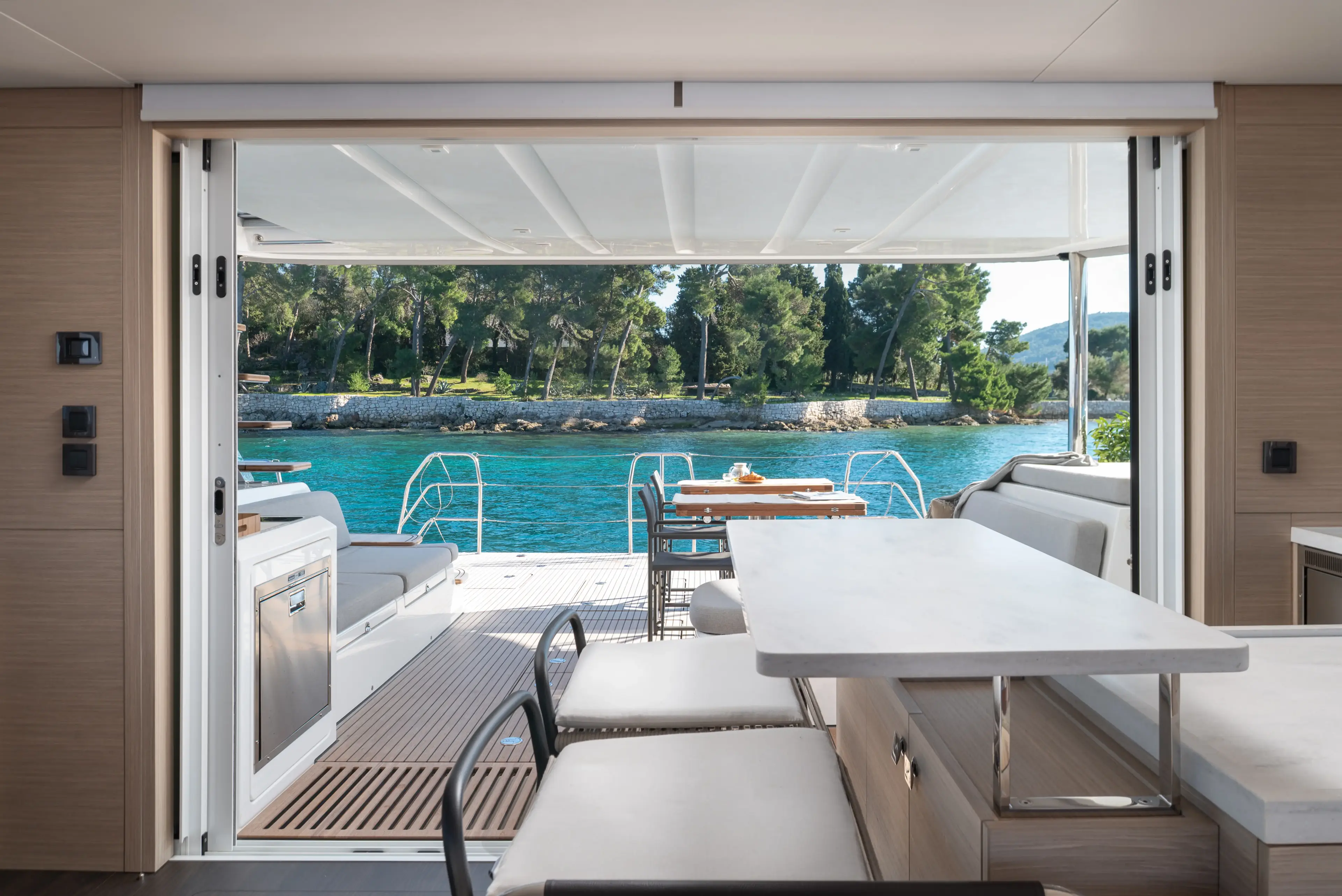 DIAMOND DIVA thumbnail 21