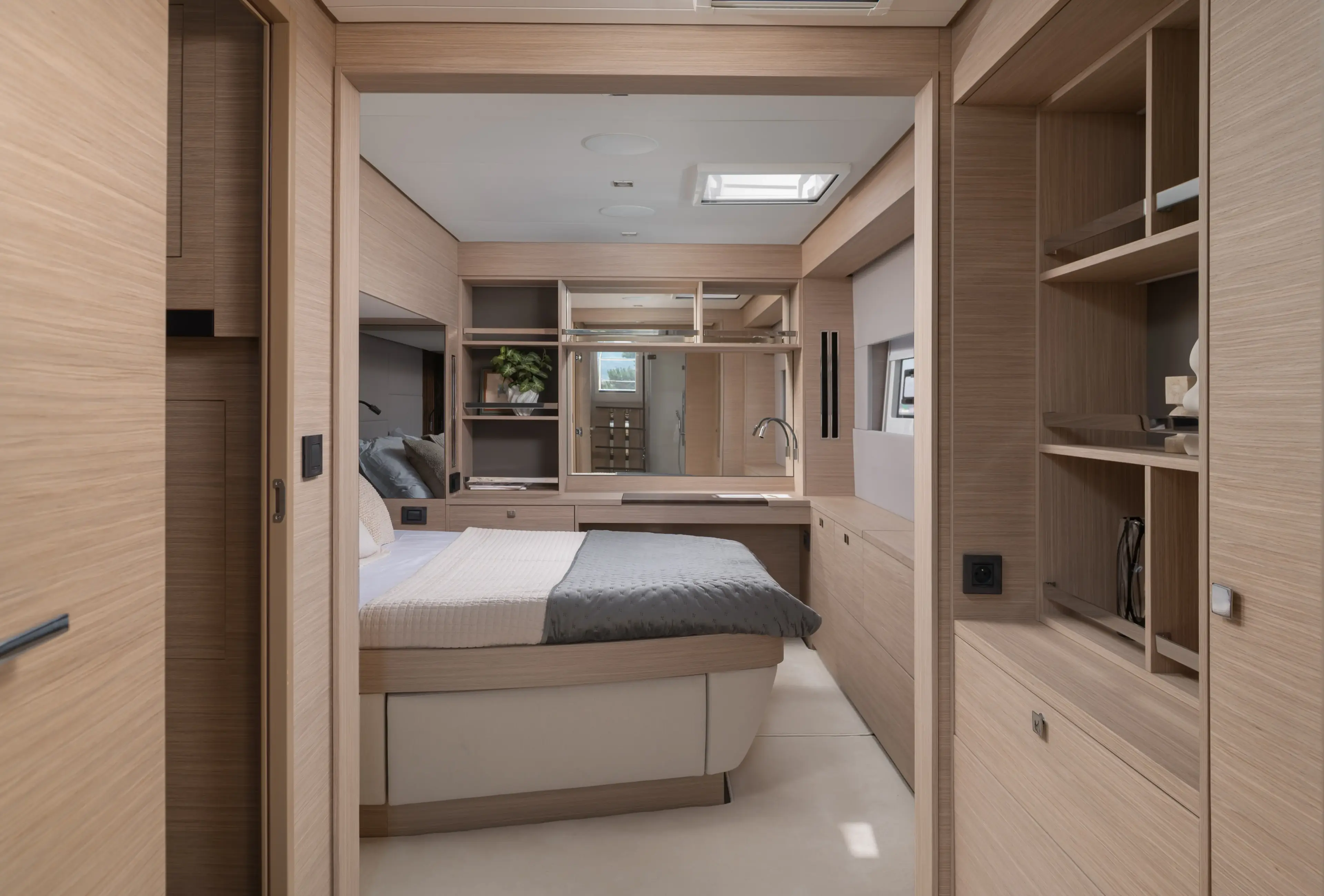 DIAMOND DIVA thumbnail 27