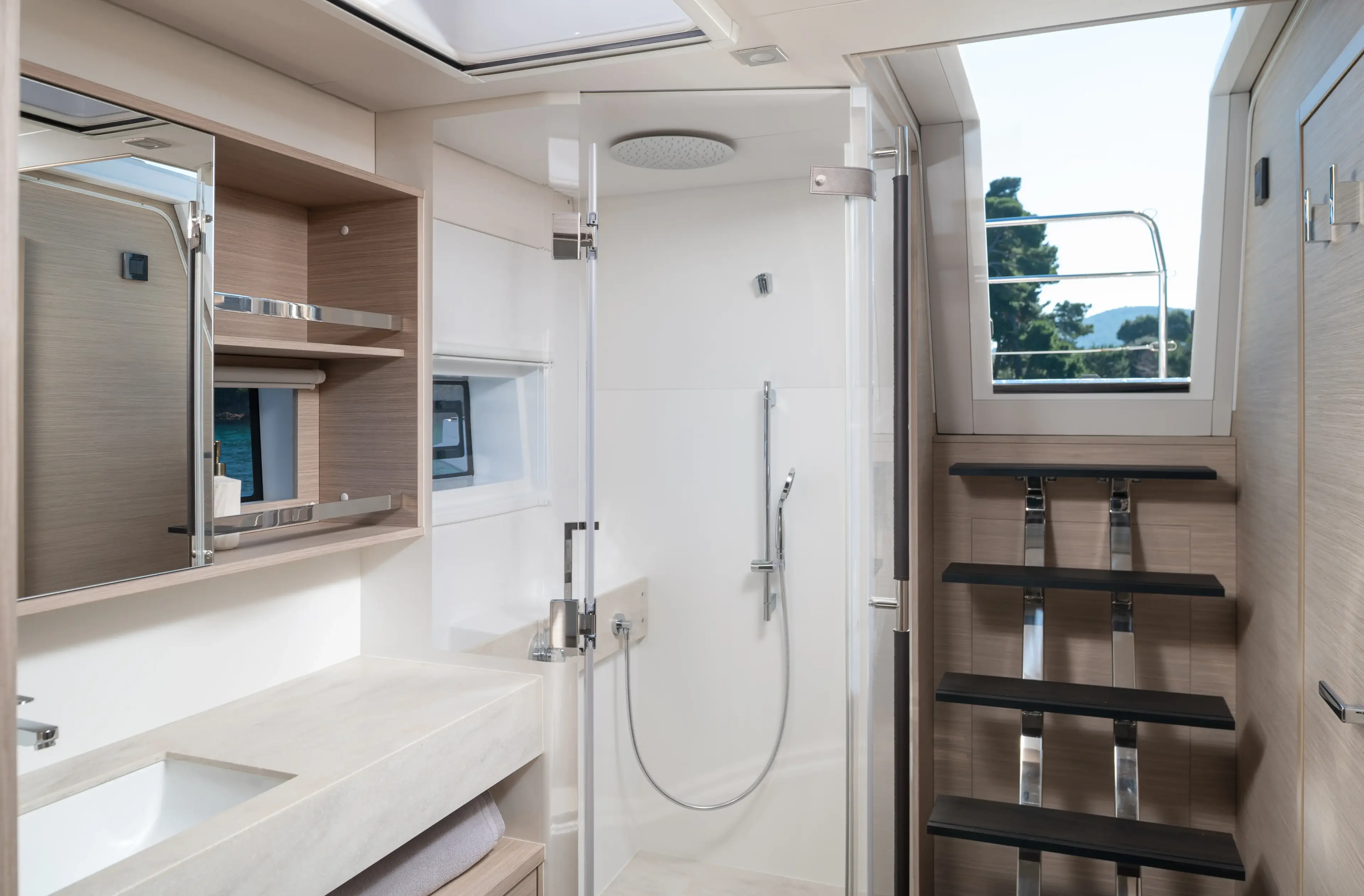 DIAMOND DIVA thumbnail 28