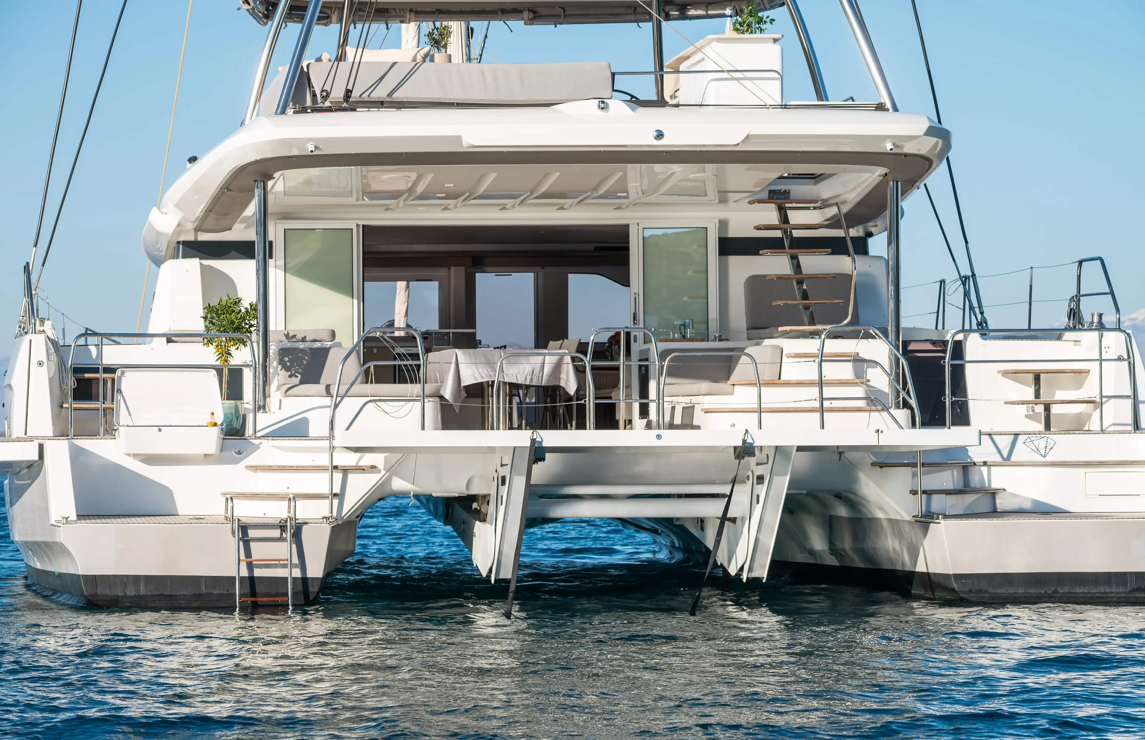 DIAMOND DIVA thumbnail 35