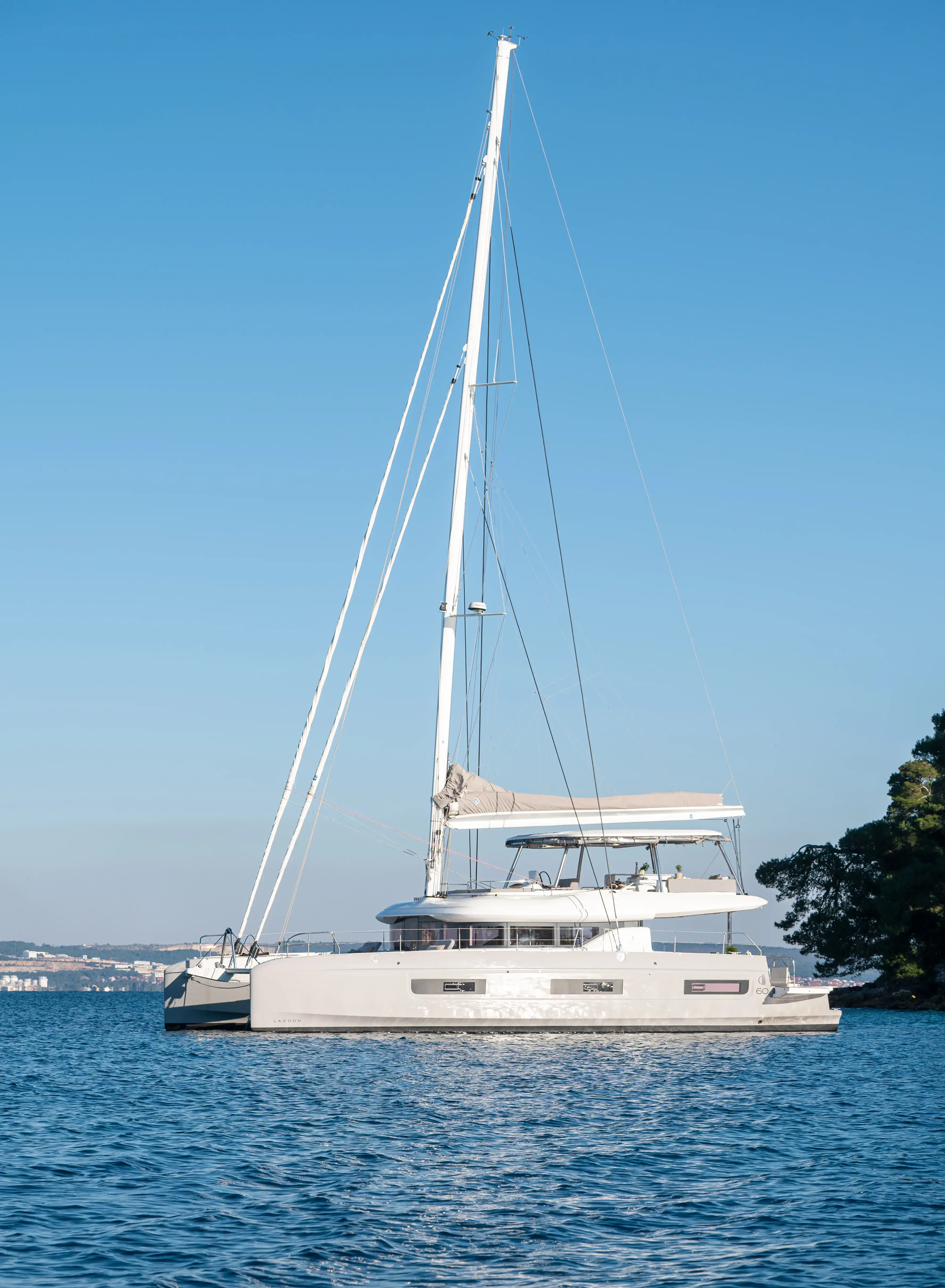 DIAMOND DIVA thumbnail 36