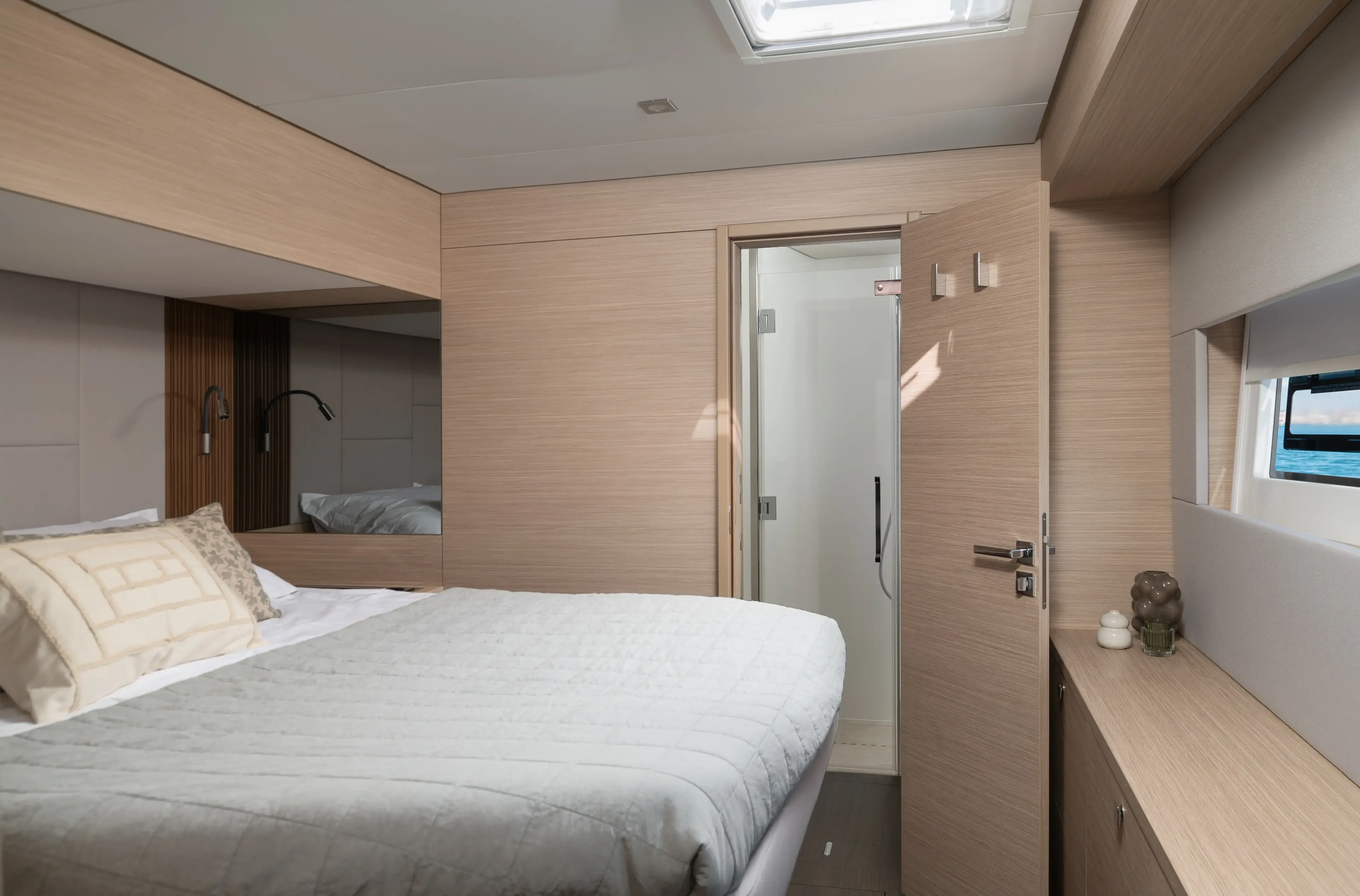 DIAMOND DIVA thumbnail 46