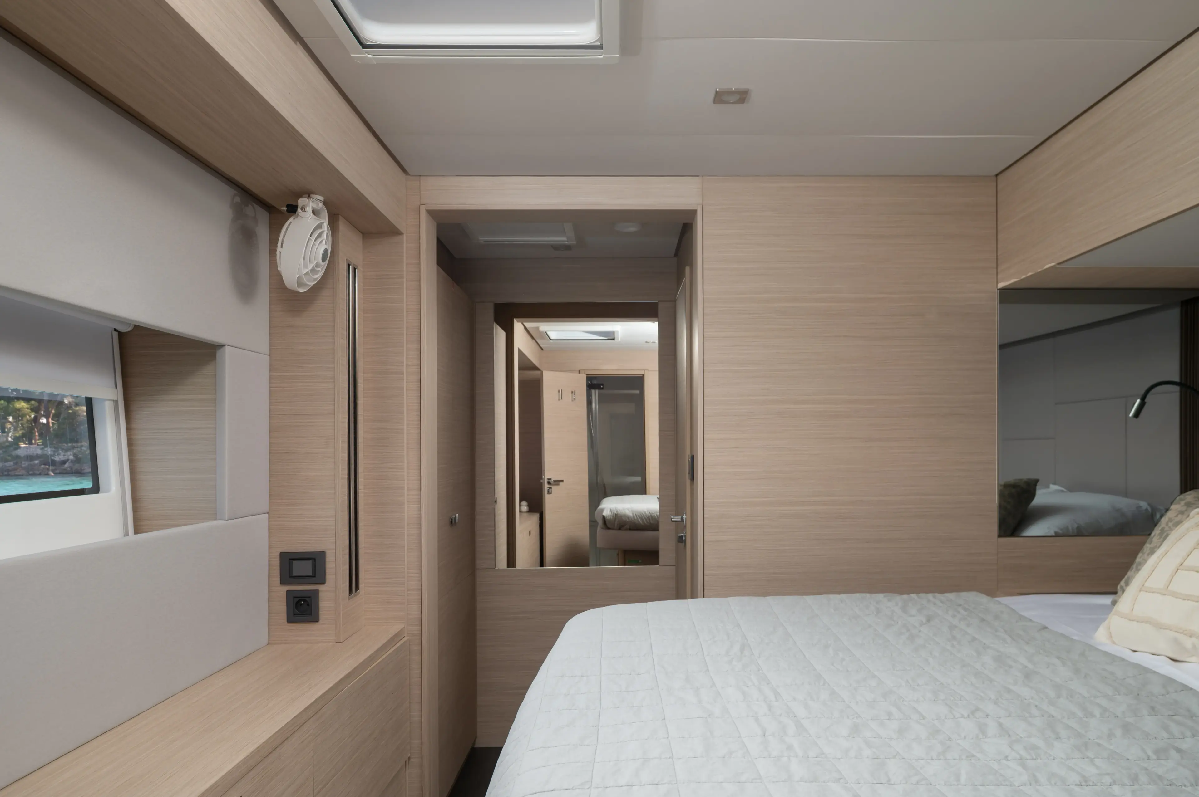 DIAMOND DIVA thumbnail 47