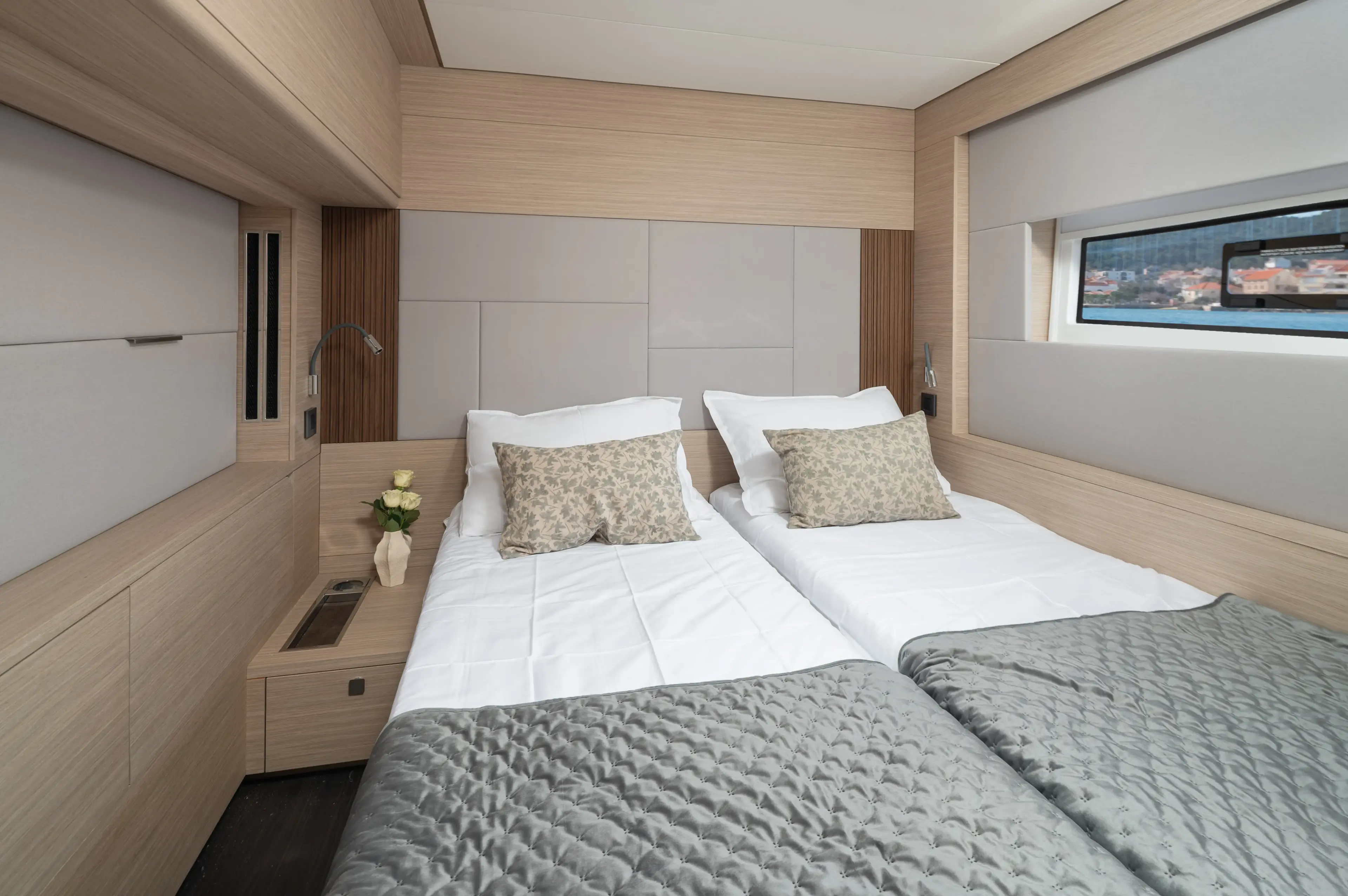 DIAMOND DIVA thumbnail 54