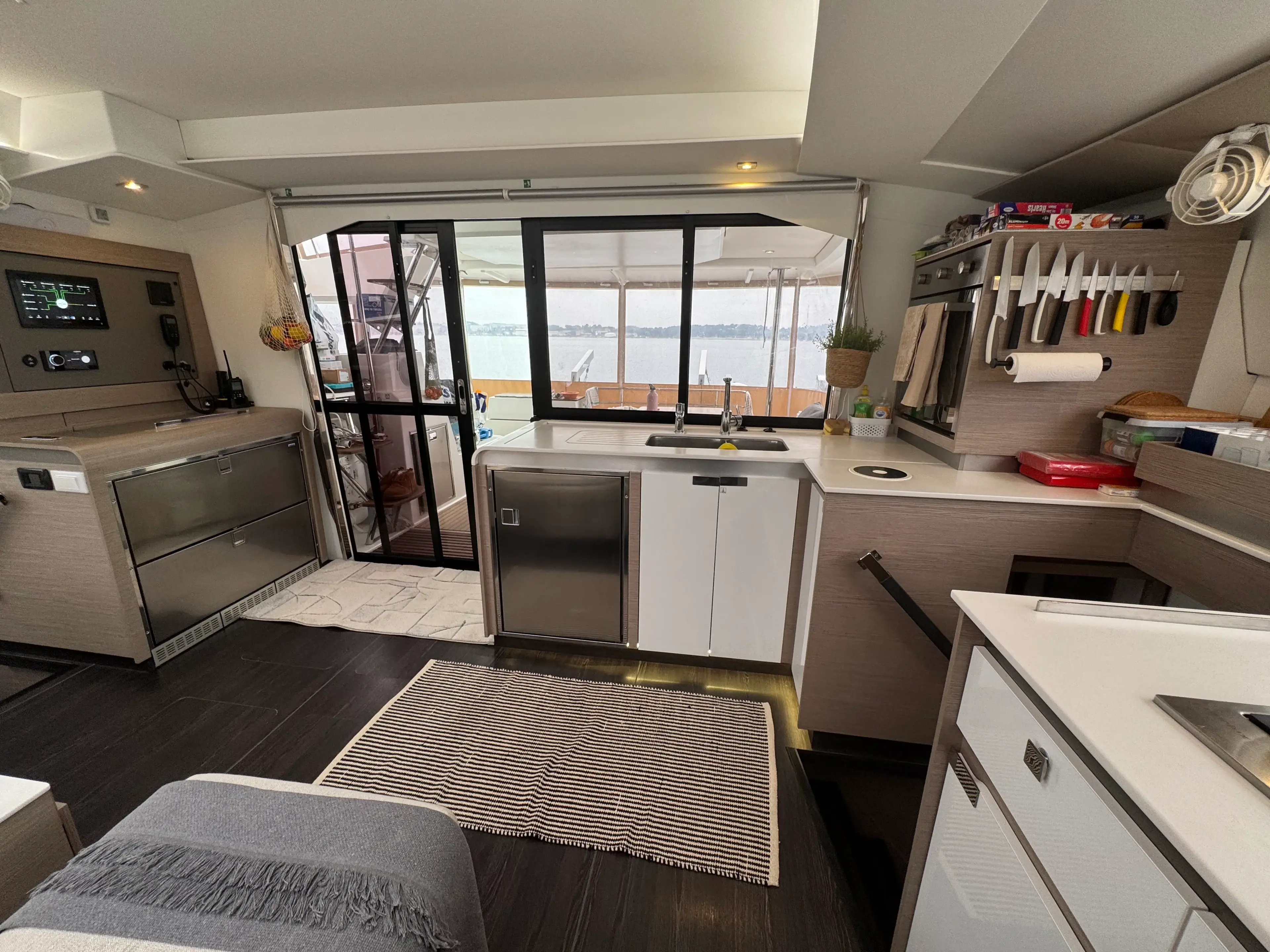 Yacht 1054 thumbnail 18