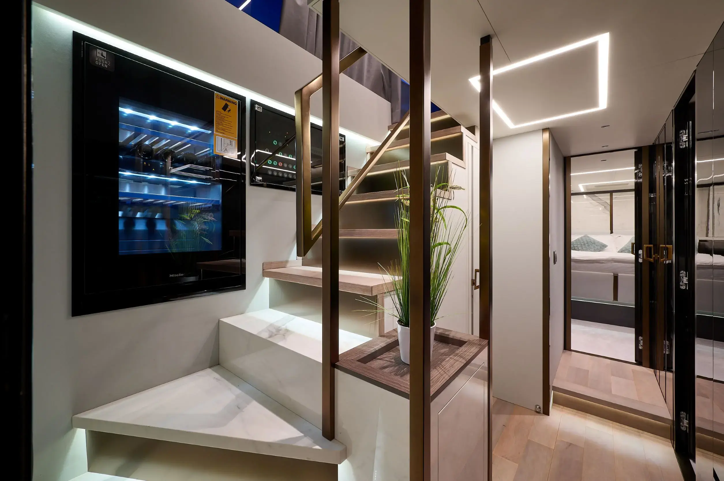 Blue Moon thumbnail 24