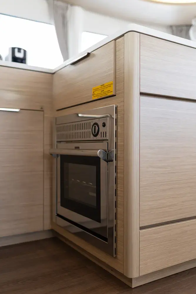 LINDA II thumbnail 14