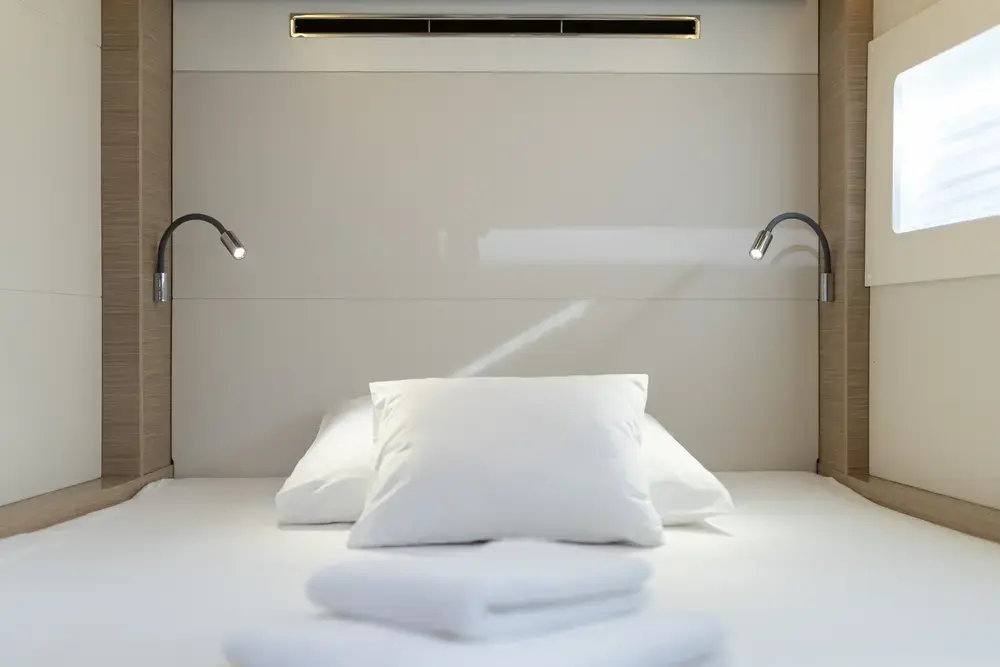 LINDA II thumbnail 15