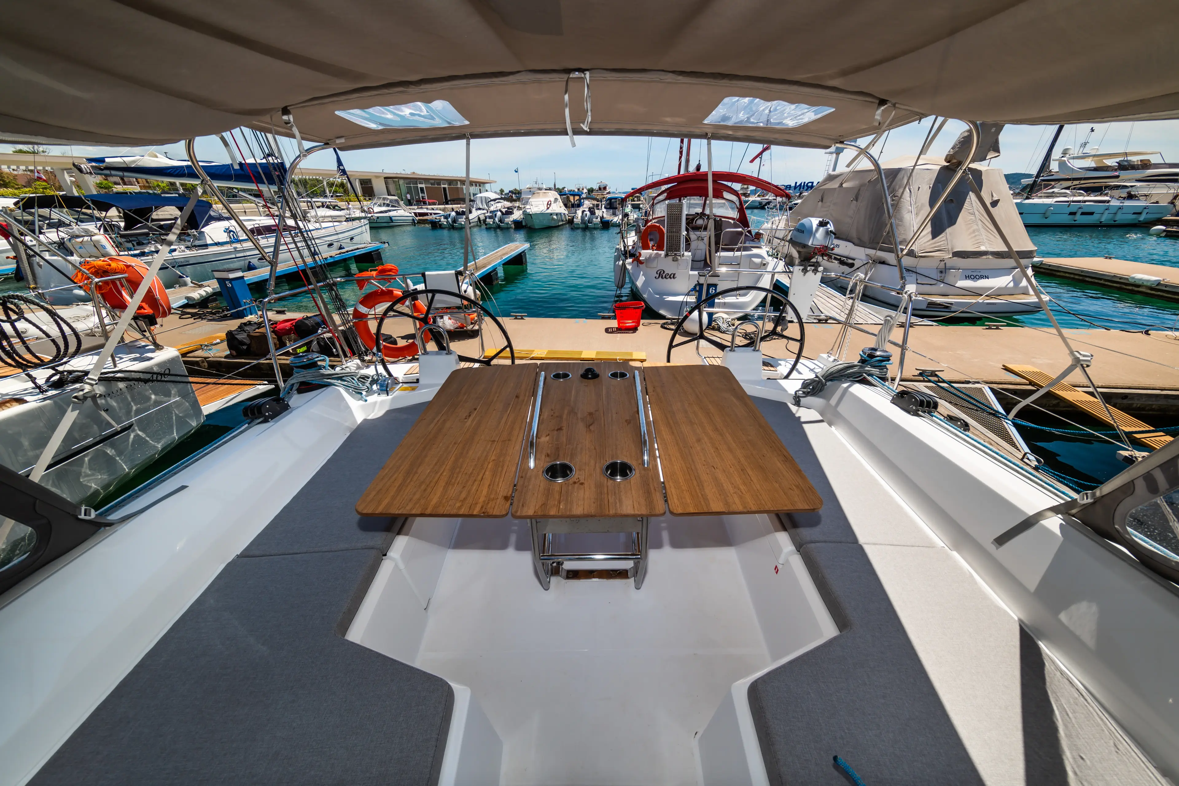 Poseidon thumbnail 27