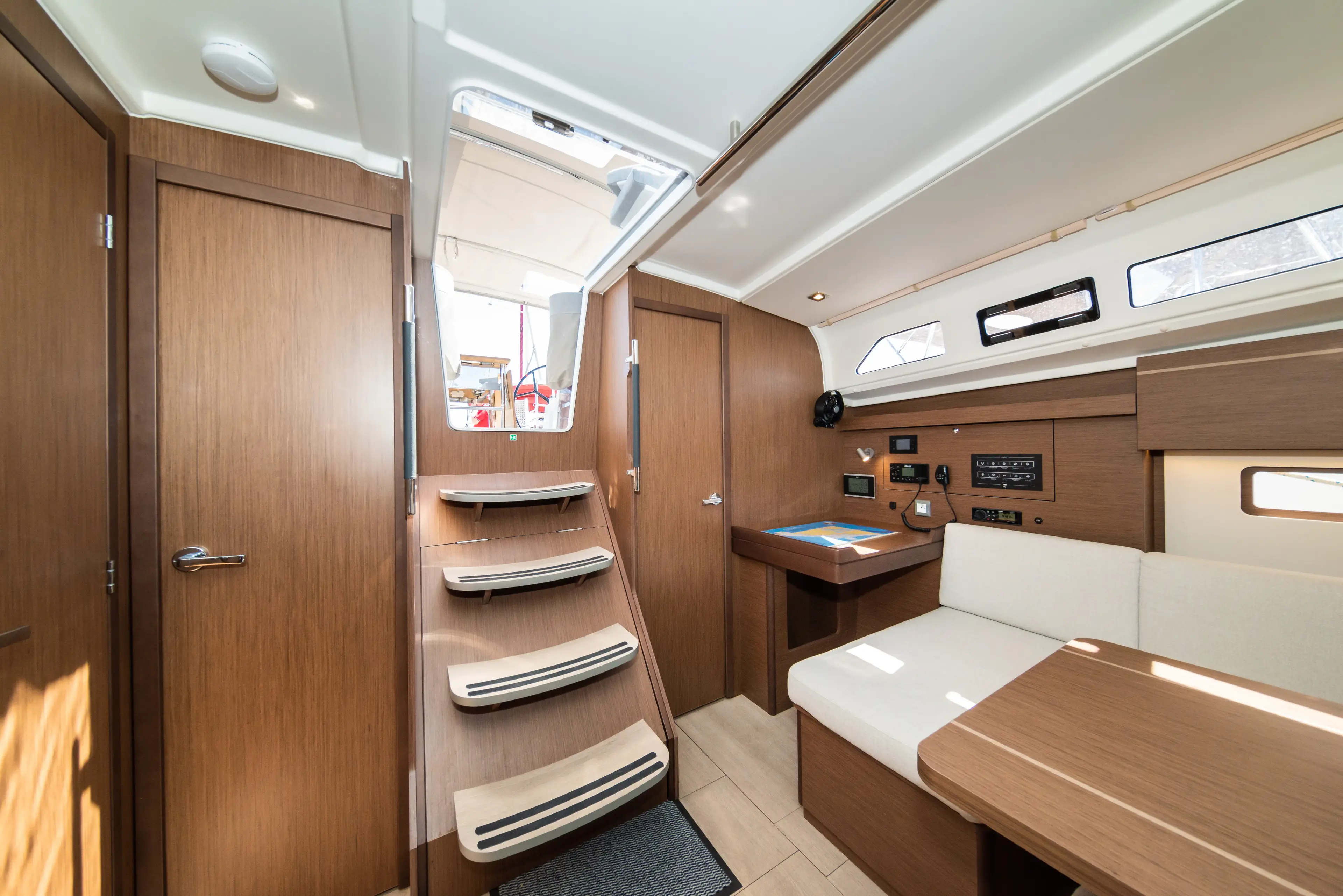 Poseidon thumbnail 45