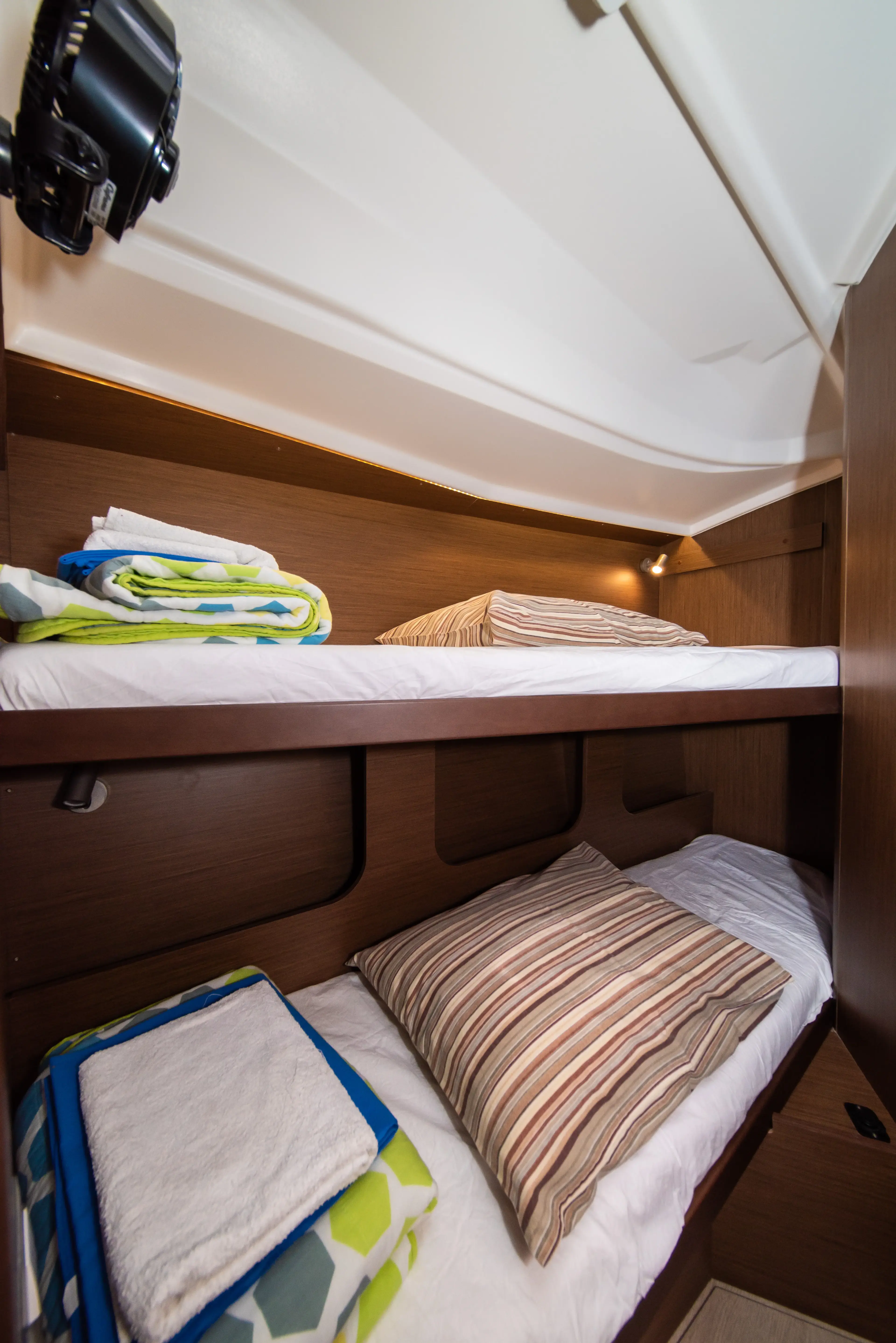 Poseidon thumbnail 46