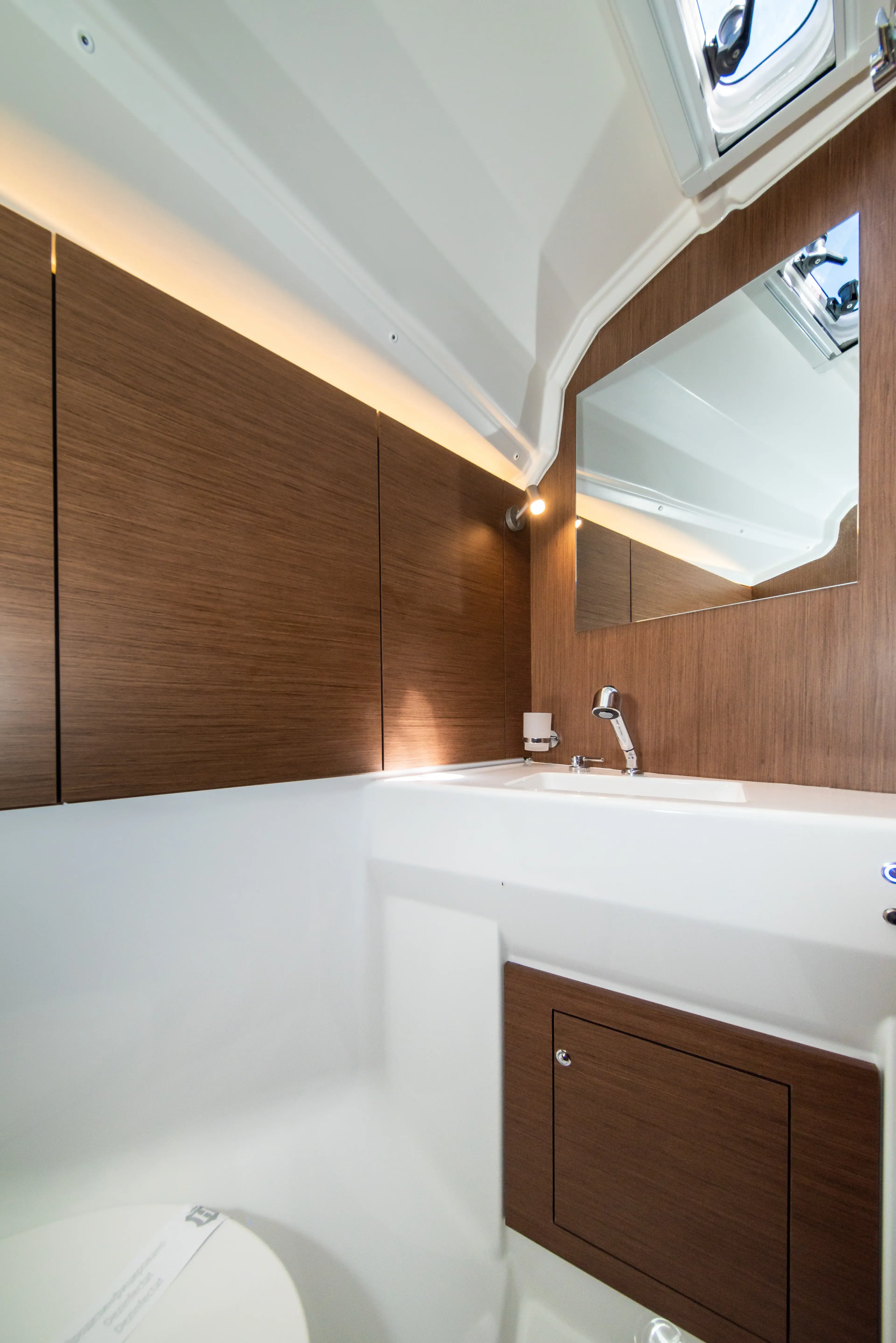 Poseidon thumbnail 55