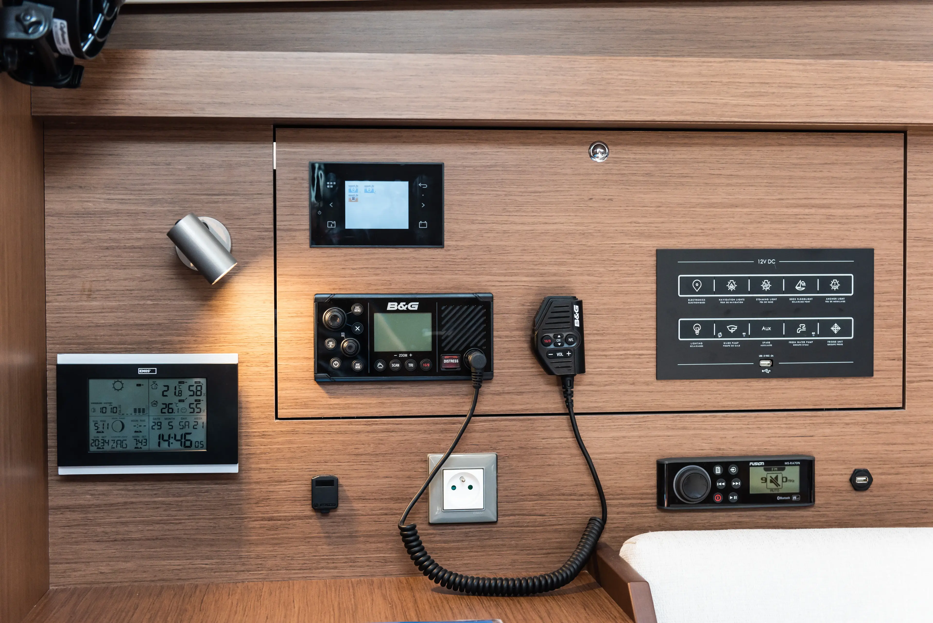 Poseidon thumbnail 73