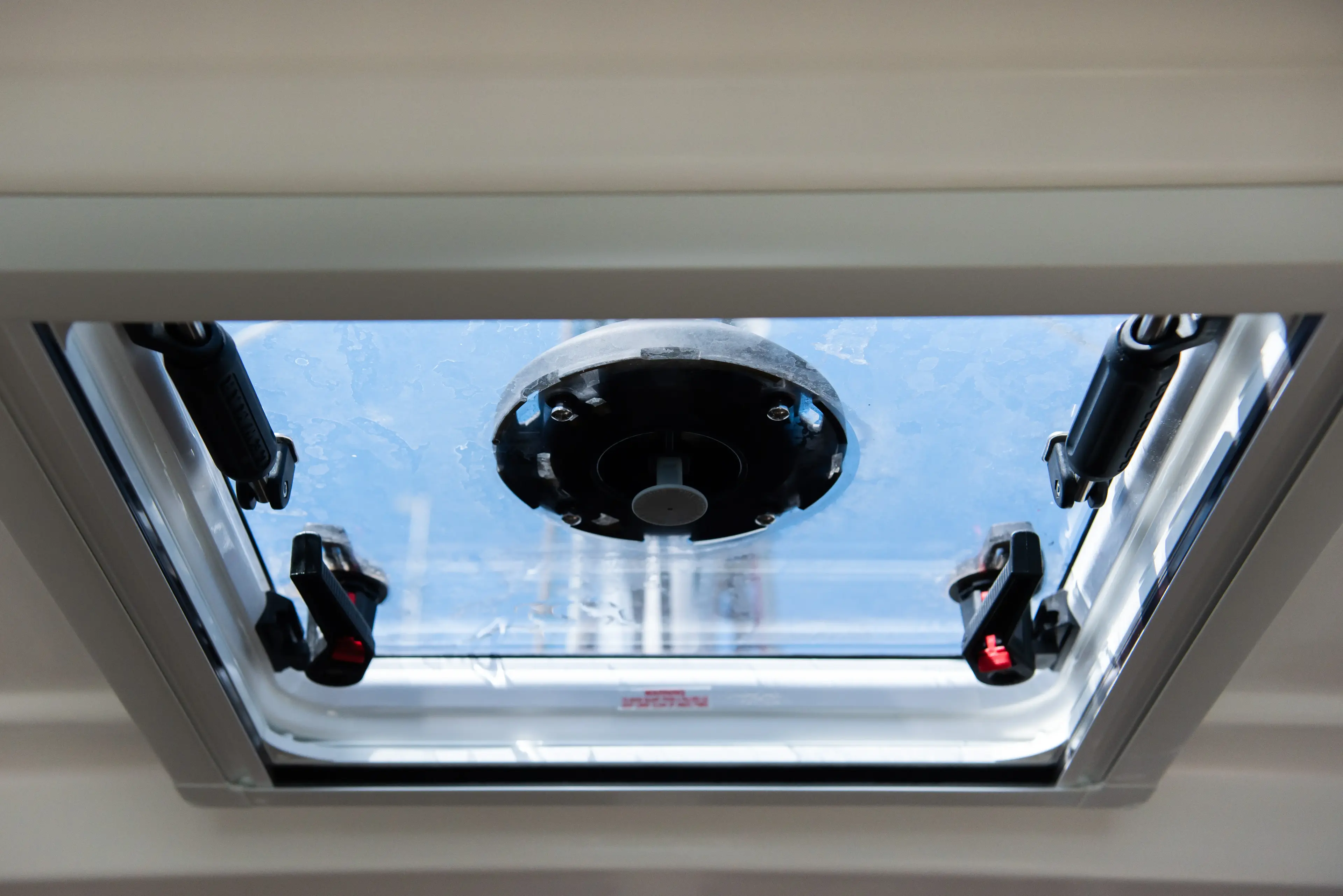 Poseidon thumbnail 74