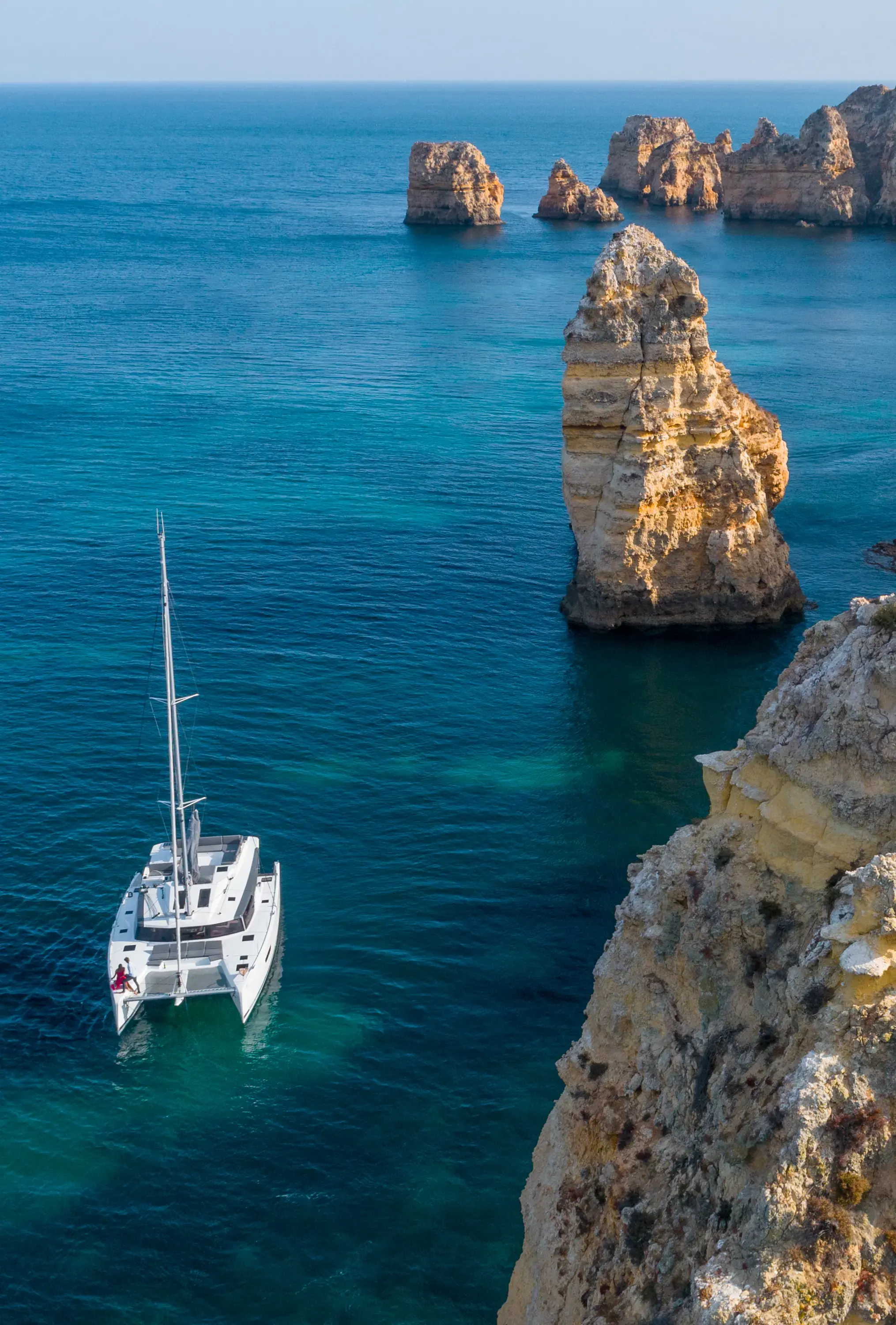 Yacht 1054 thumbnail 8