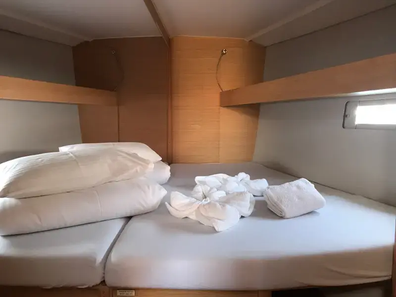 MADICKEN (new sails 2024., air condition) thumbnail 4