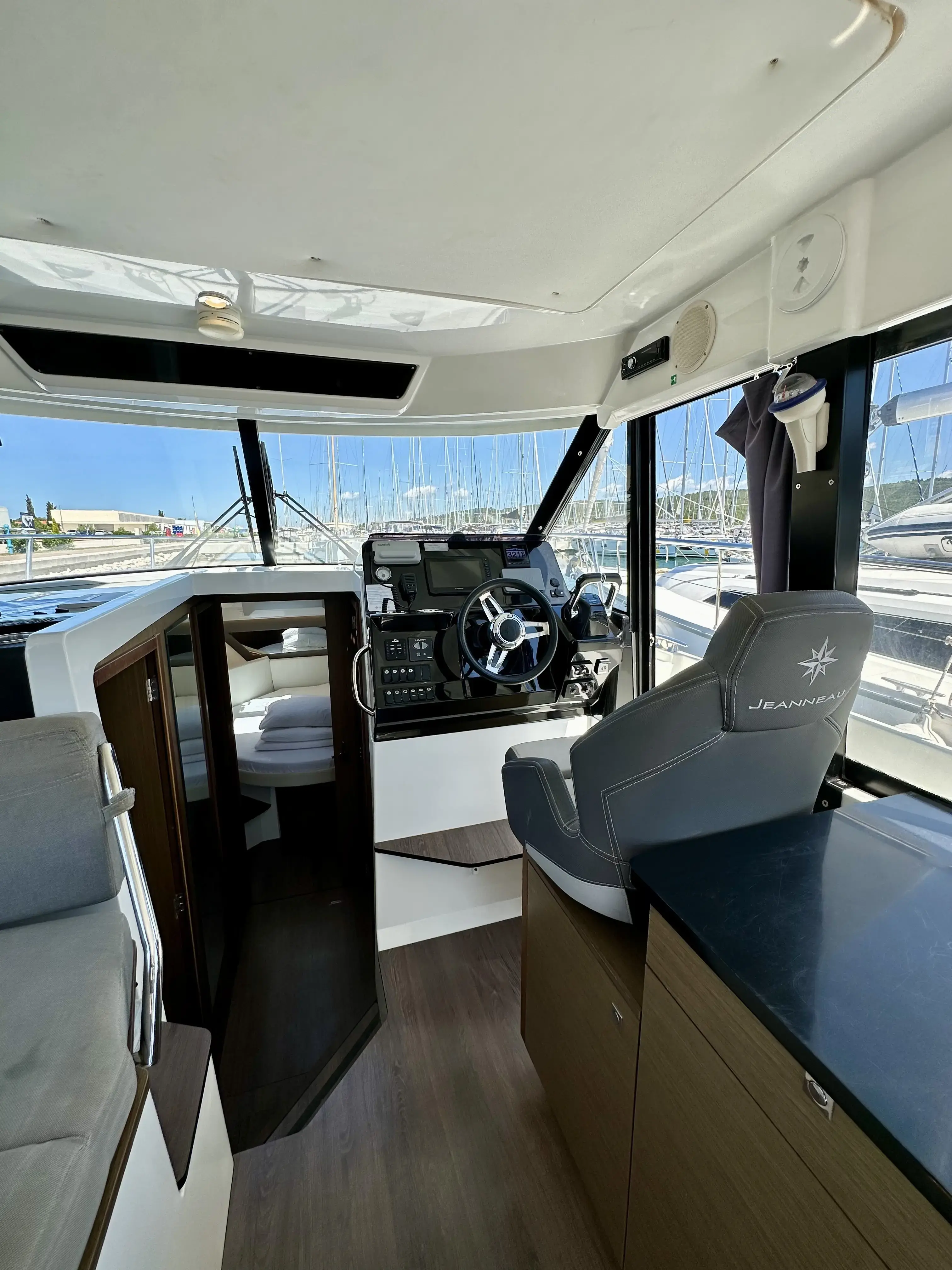 Mala Sirena thumbnail 13