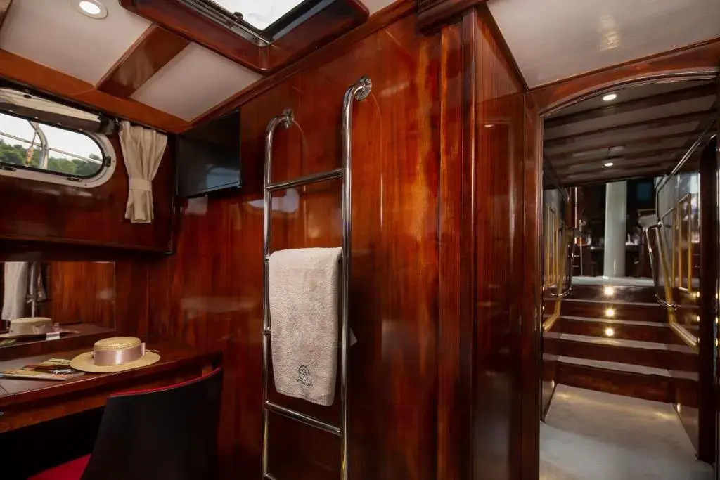 Saint Luca thumbnail 10