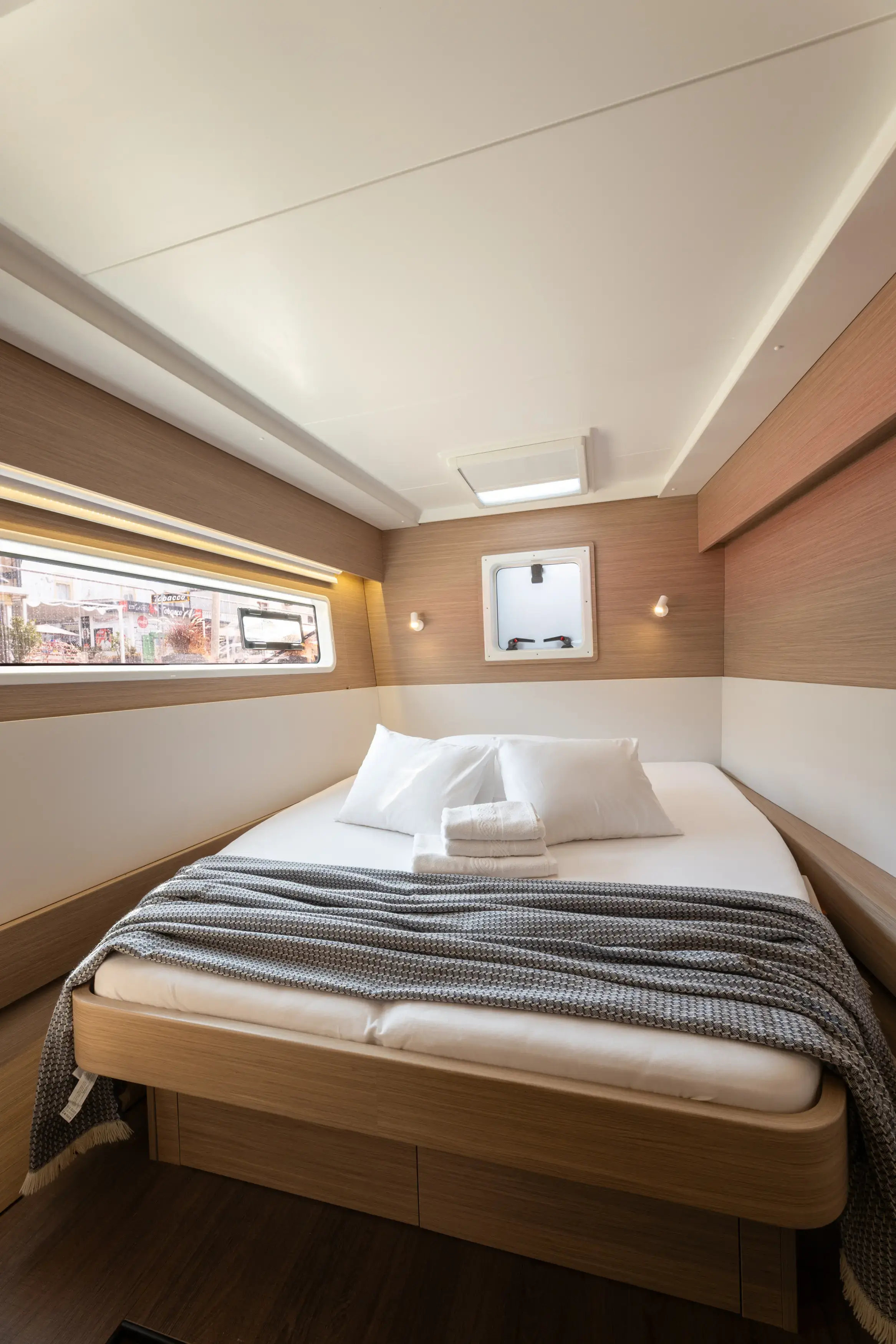 LA ROSE thumbnail 11