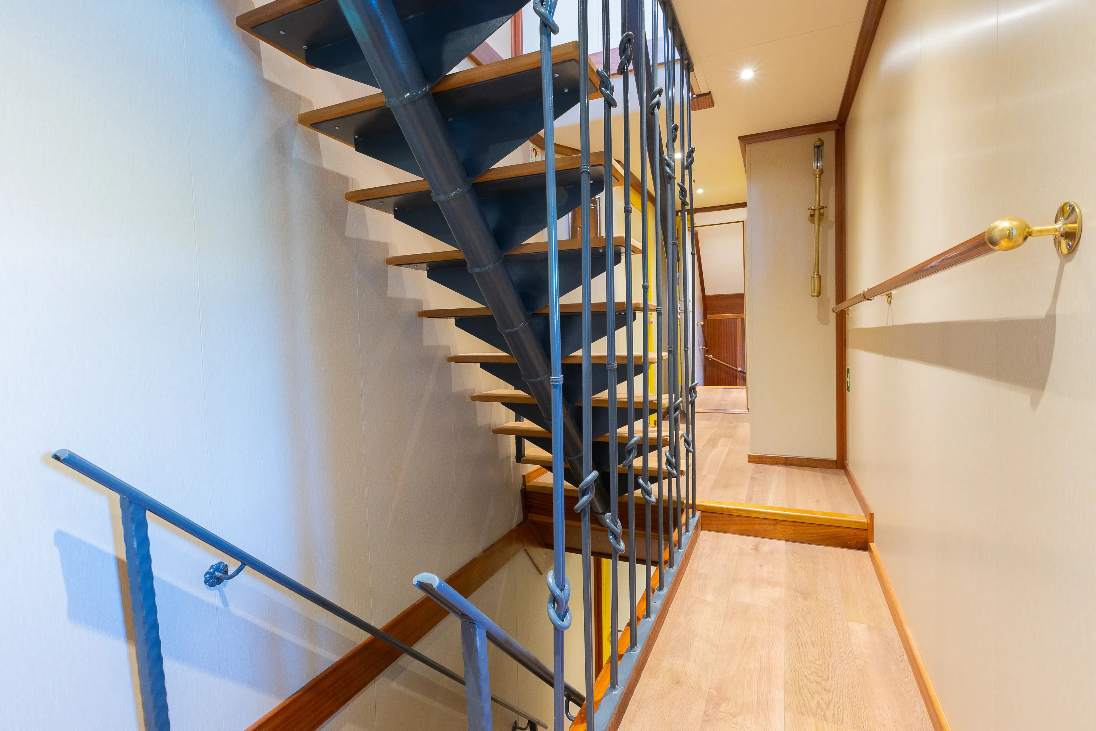 Gallant thumbnail 28