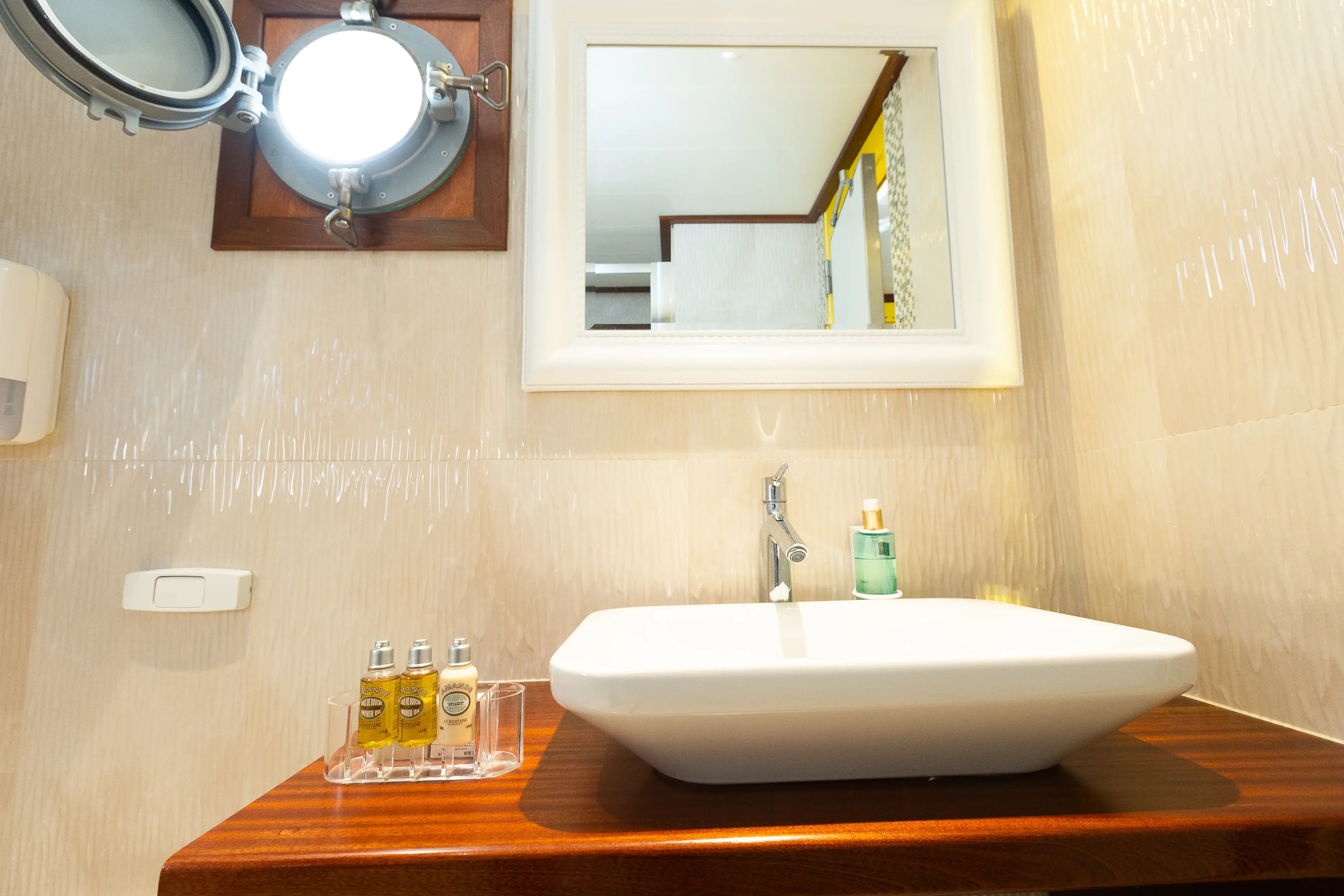 Gallant thumbnail 62