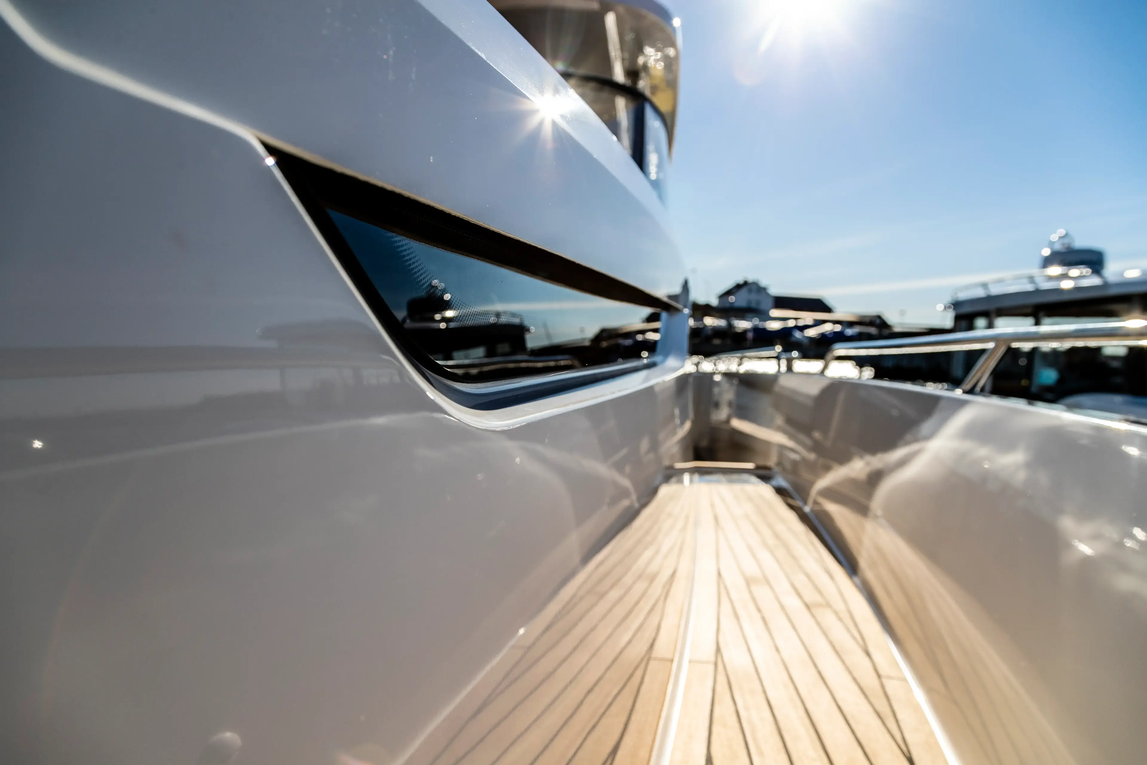 Yacht 731 thumbnail 23