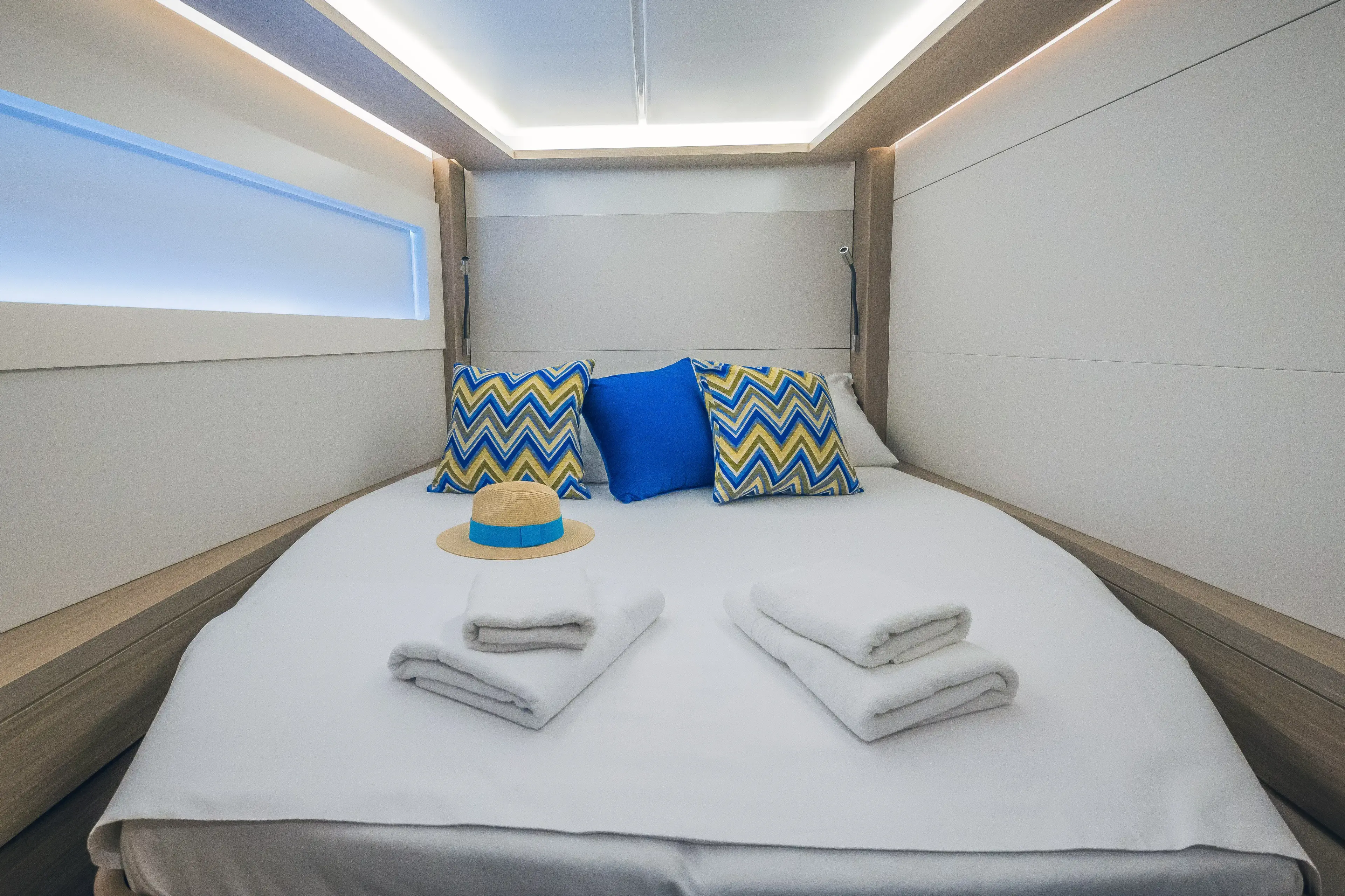 BIG BLUE thumbnail 18