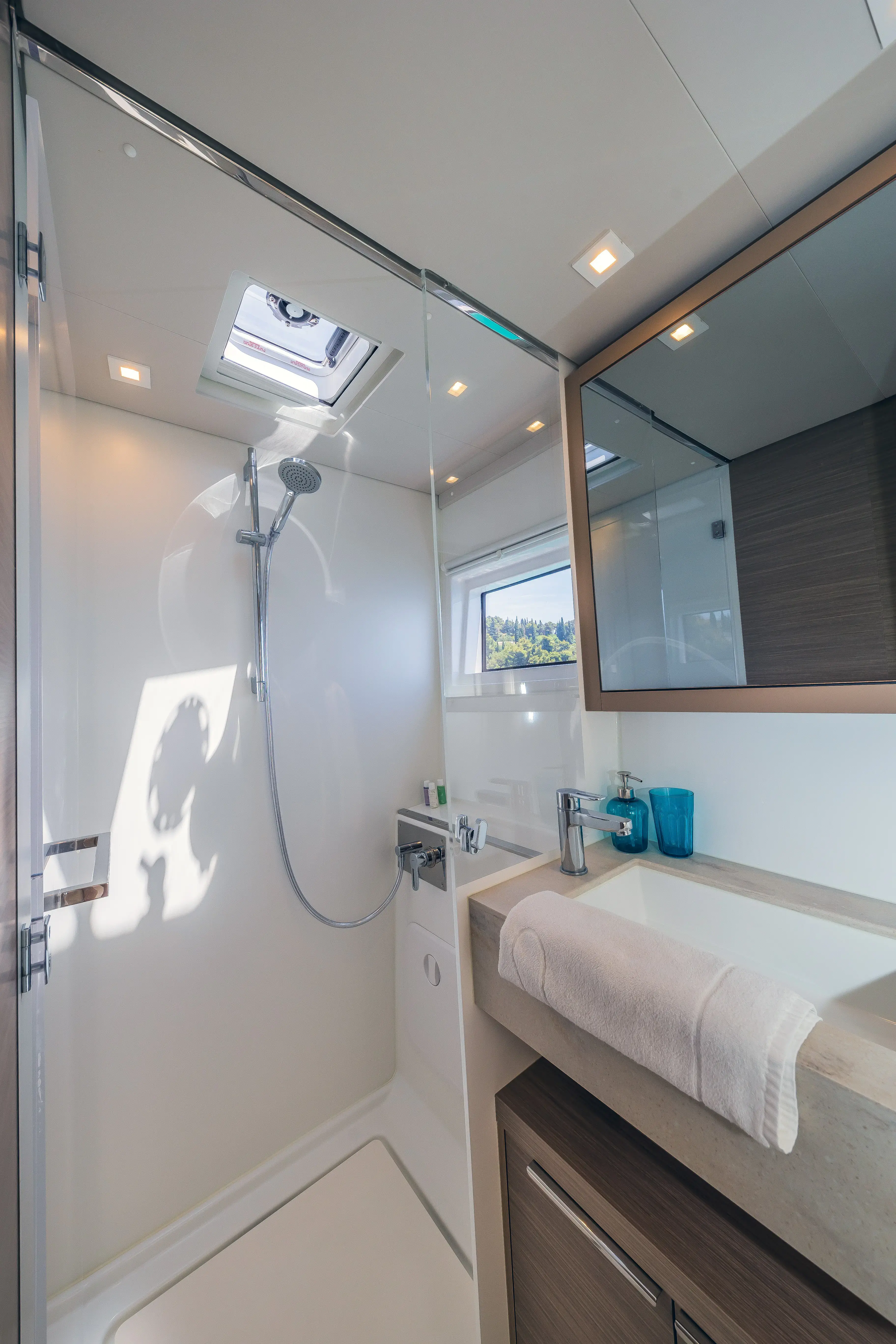 BIG BLUE thumbnail 25