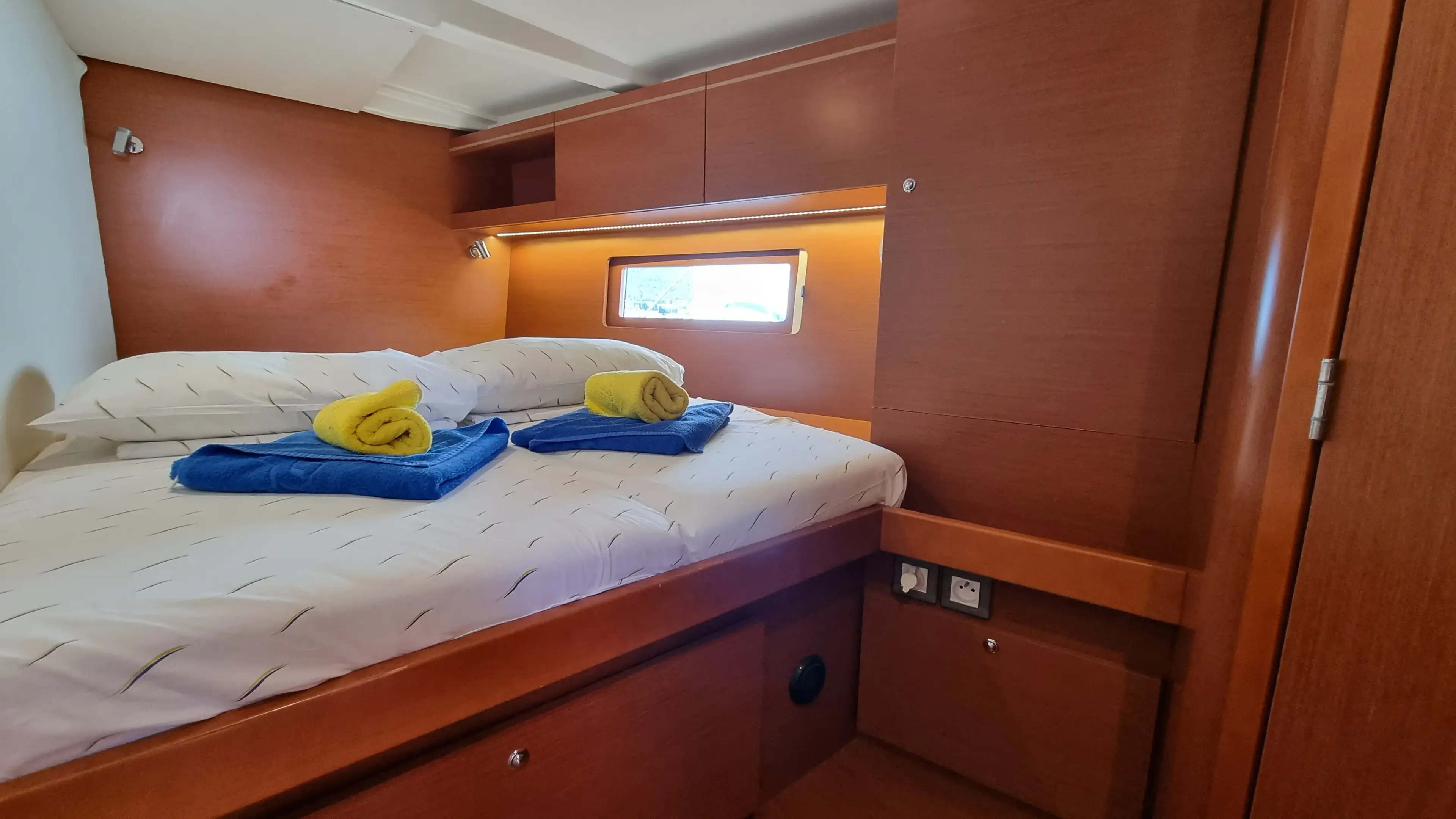 South Point thumbnail 14