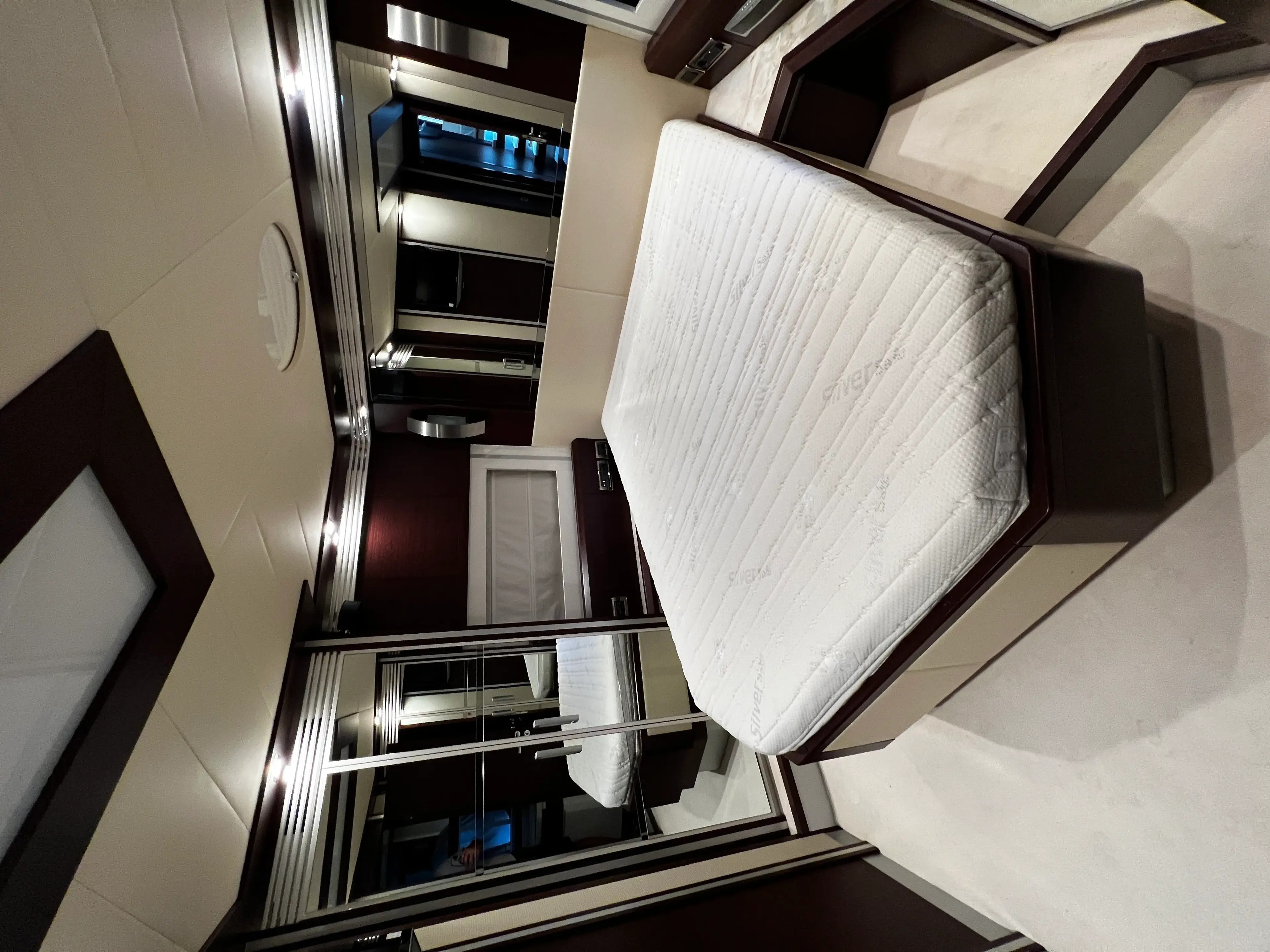 QUO VADIS thumbnail 36