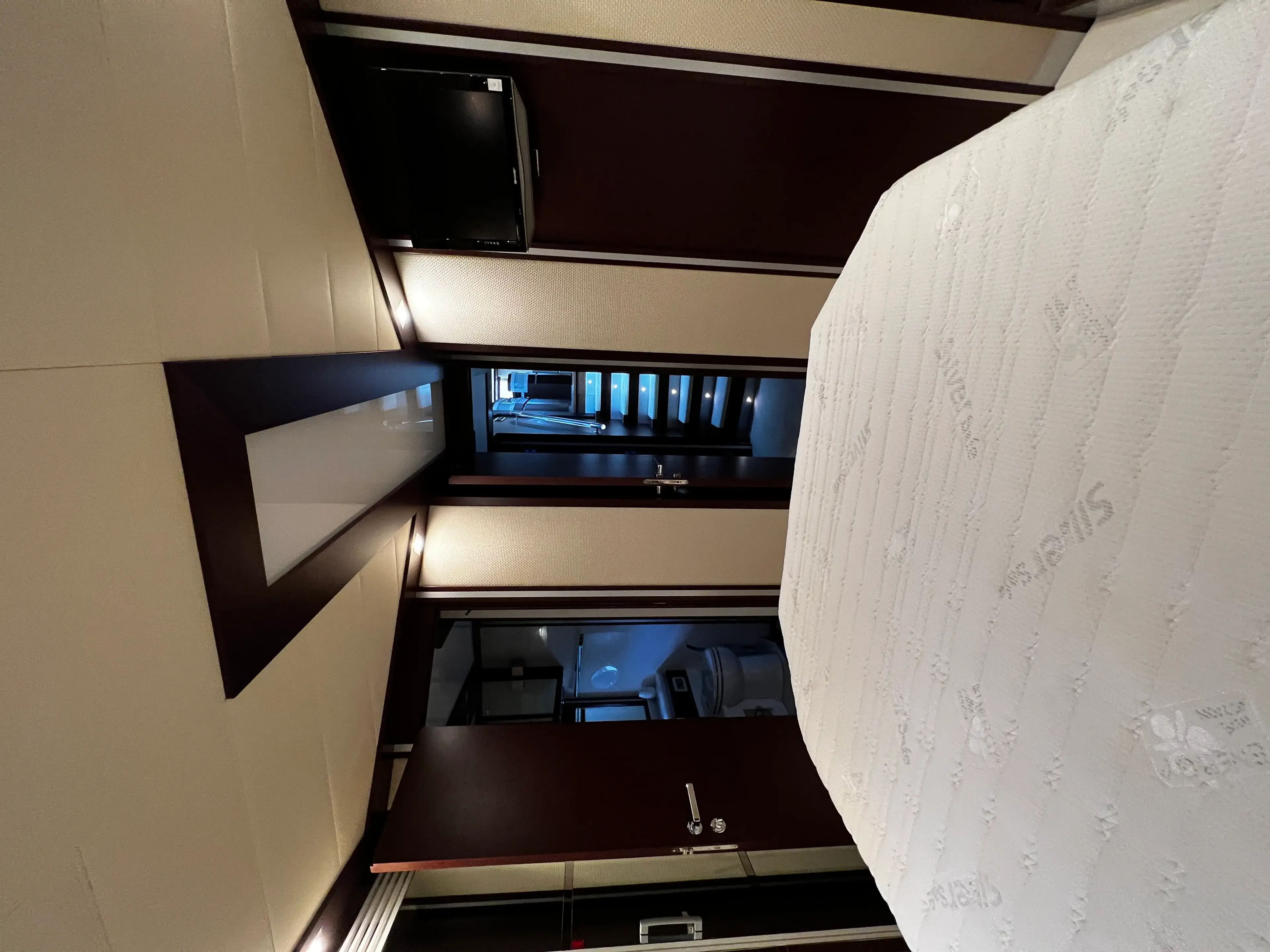 QUO VADIS thumbnail 37