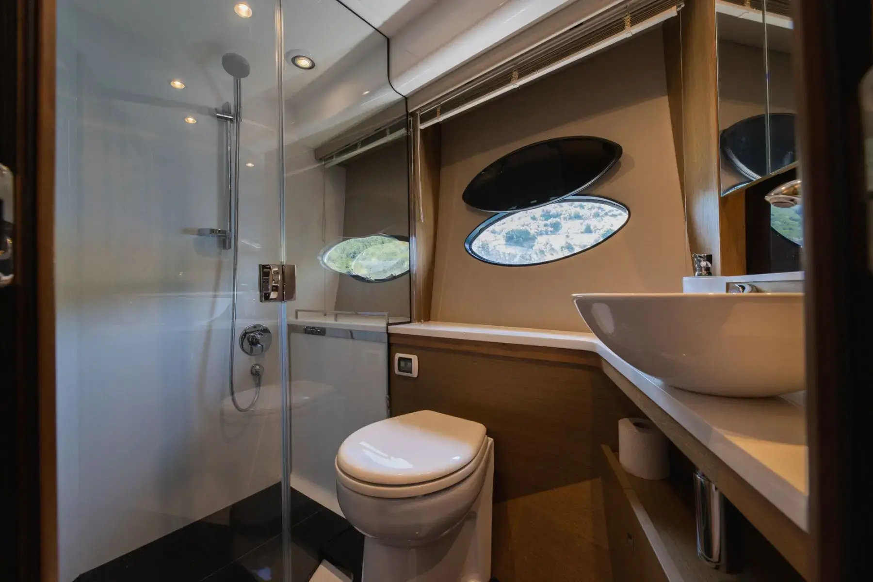 Contessa thumbnail 36