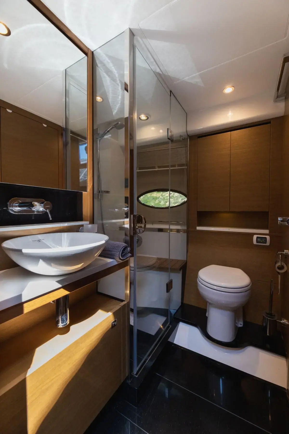 Contessa thumbnail 40