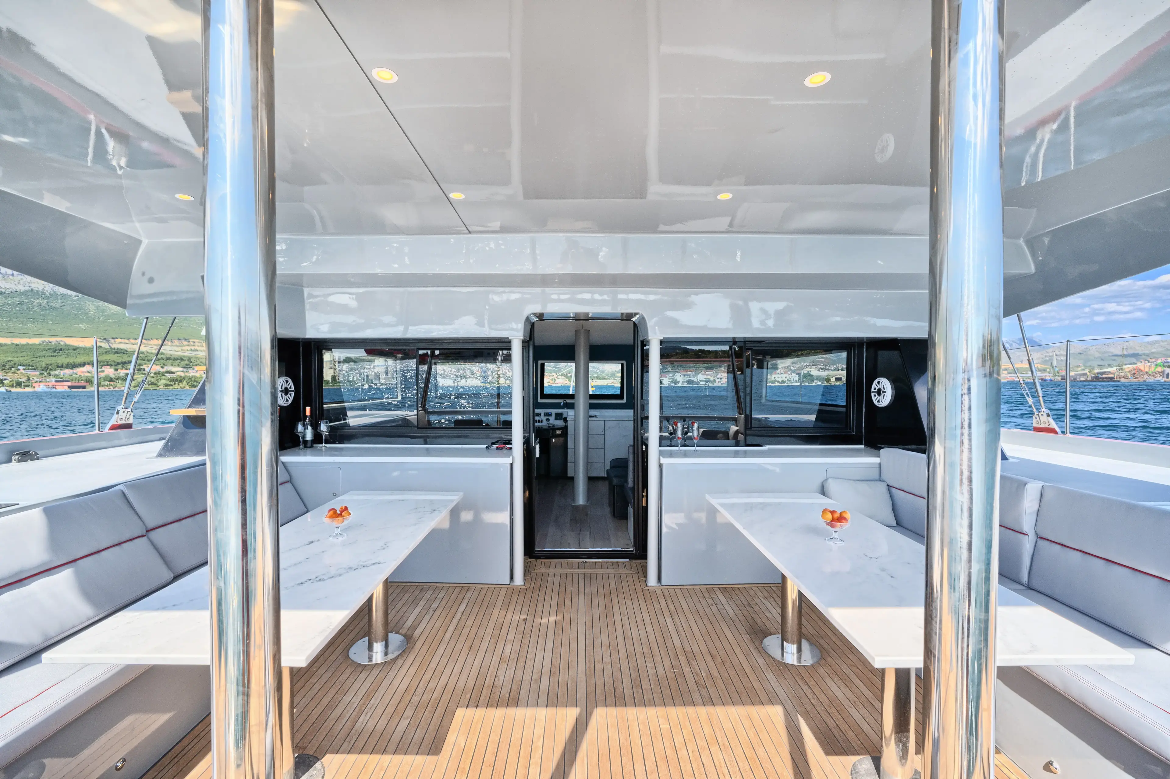 KATAMARAN thumbnail 8