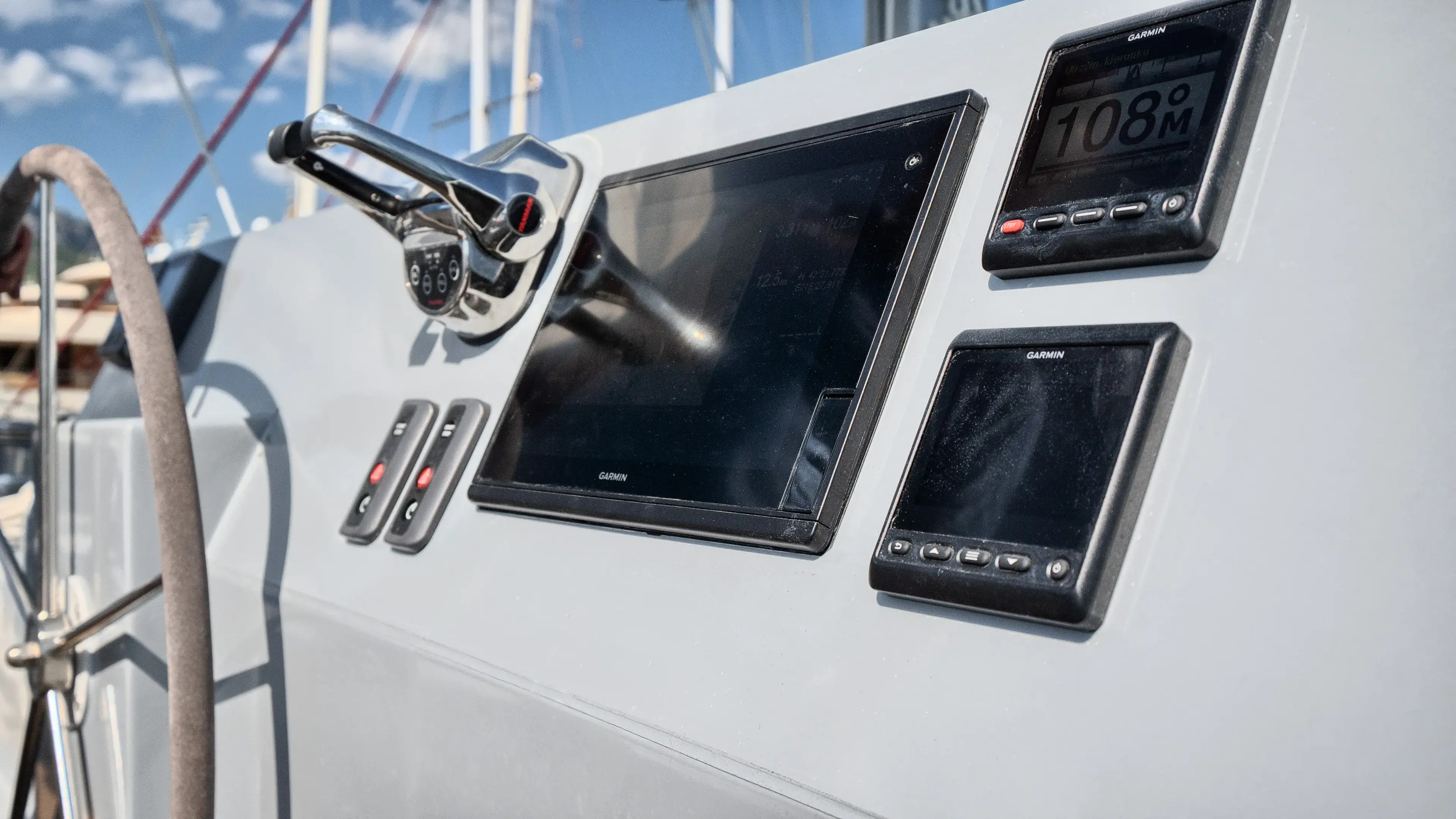 KATAMARAN thumbnail 18