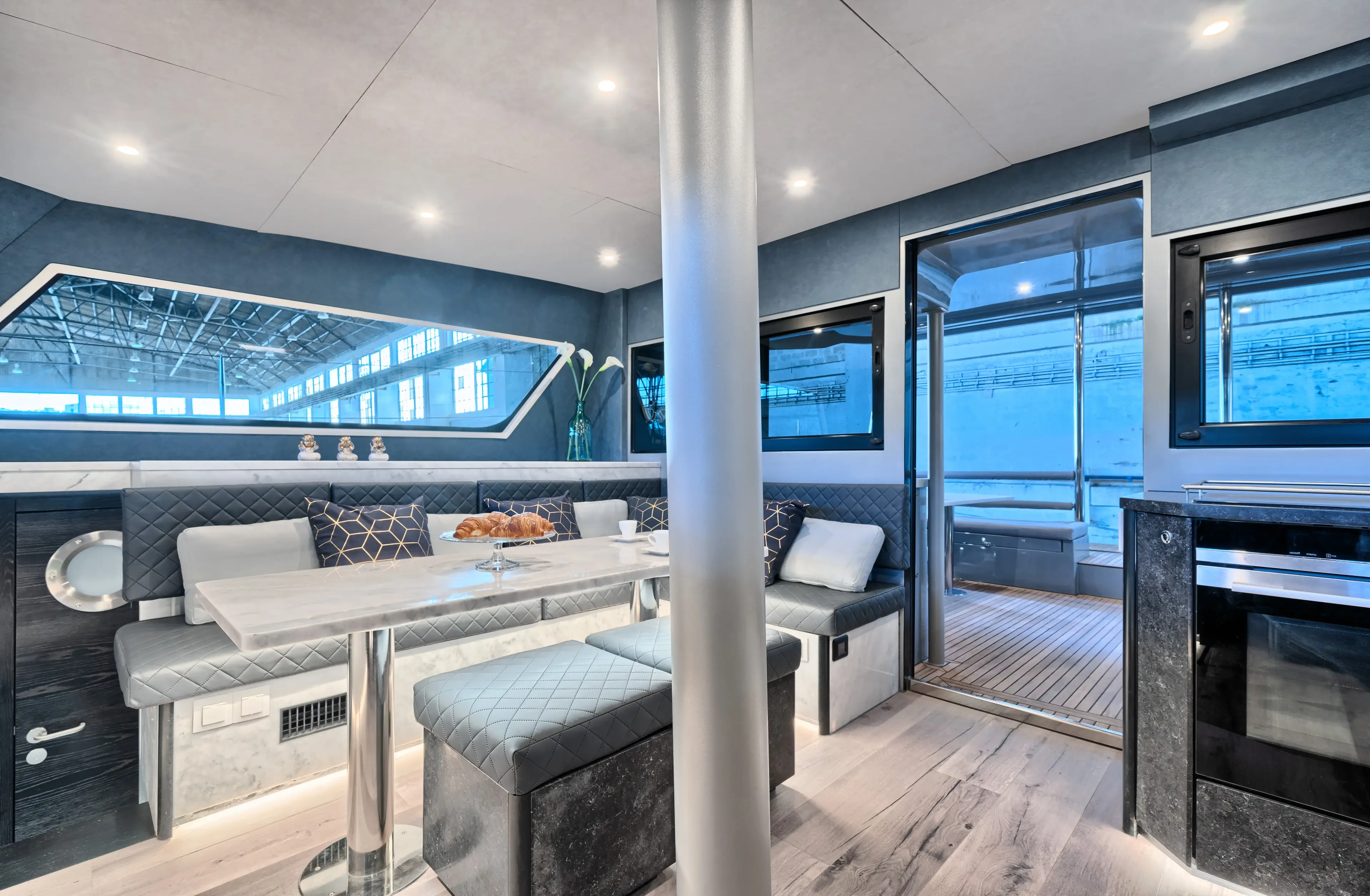 KATAMARAN thumbnail 24