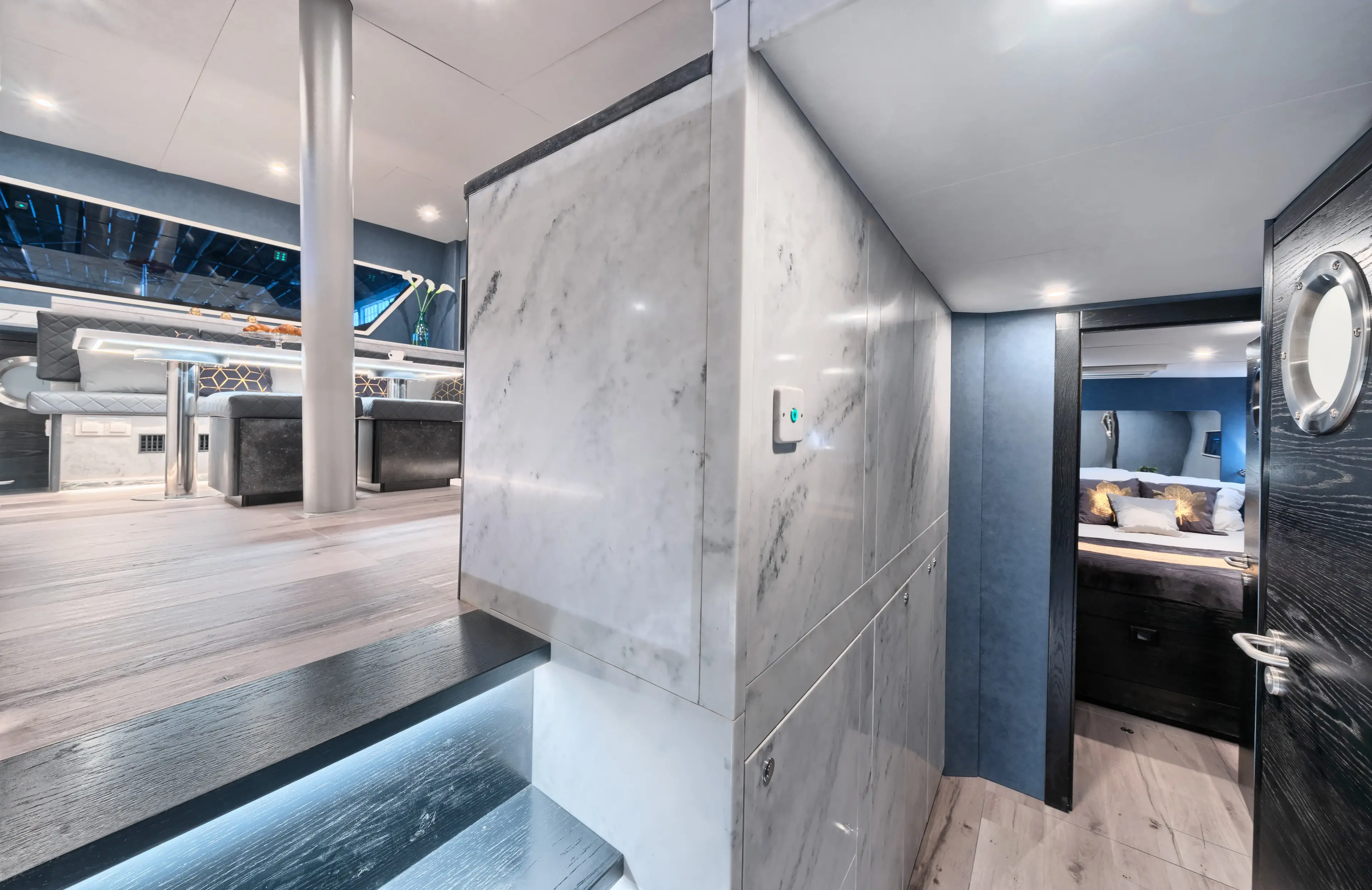 KATAMARAN thumbnail 27