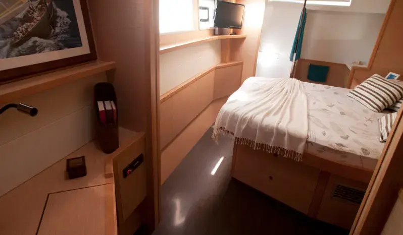 DISCOVERY I thumbnail 40