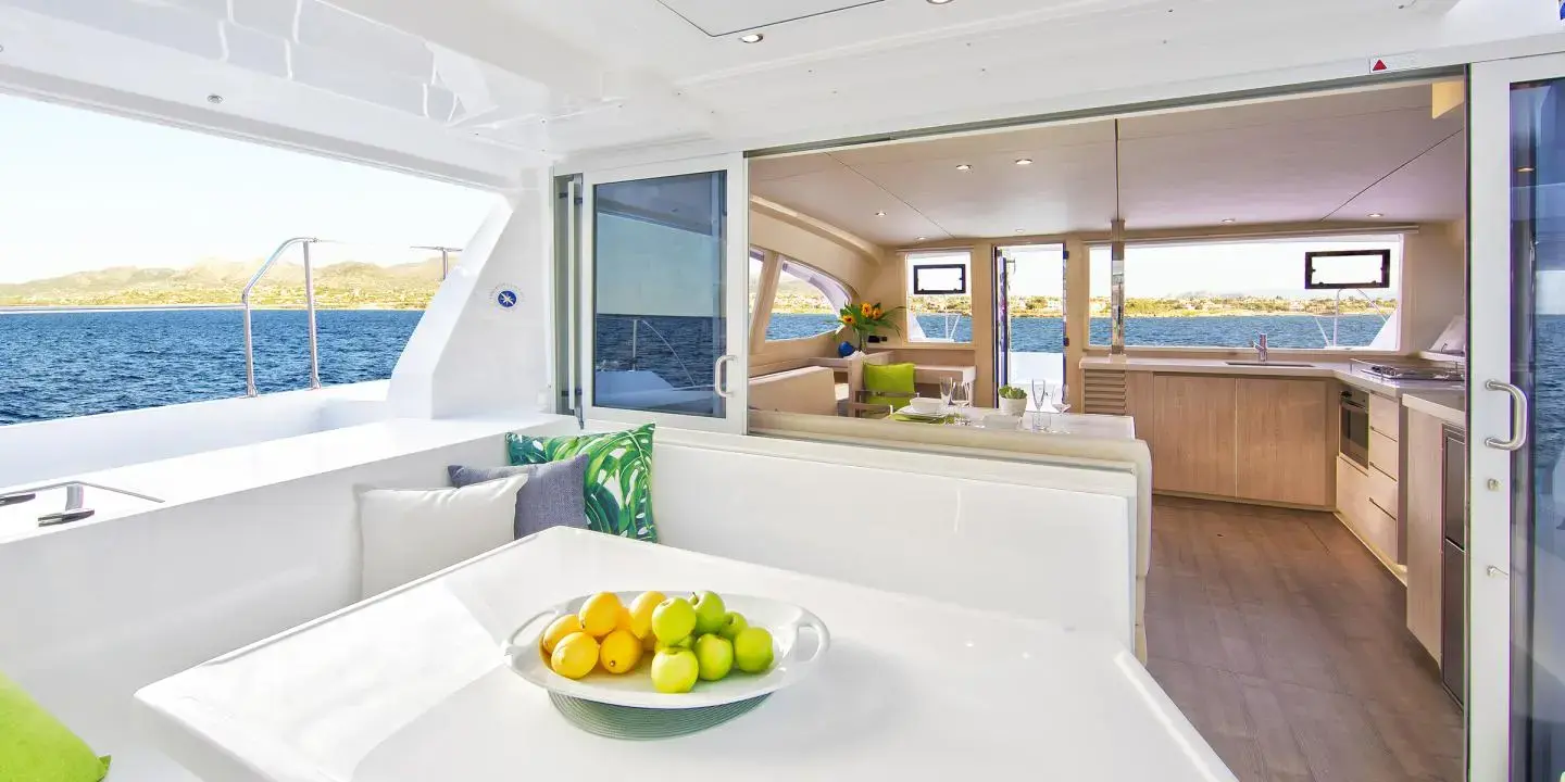 Moorings 4000/3 Club thumbnail 9