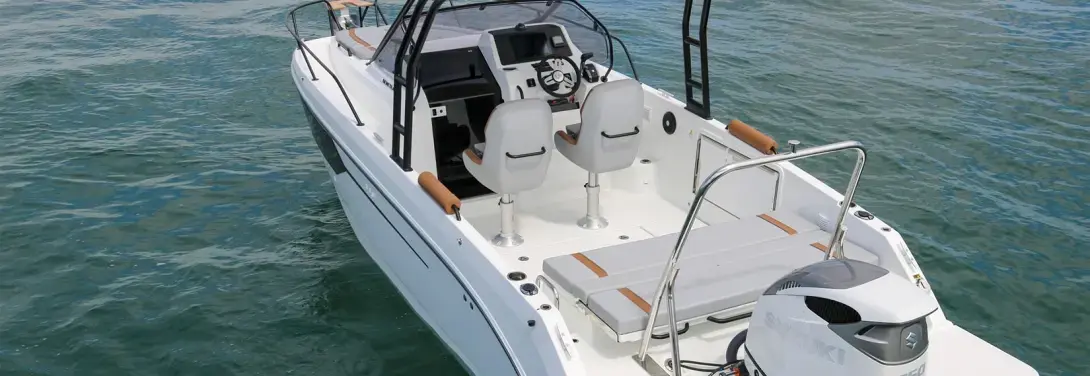 Beneteau 8 thumbnail 5