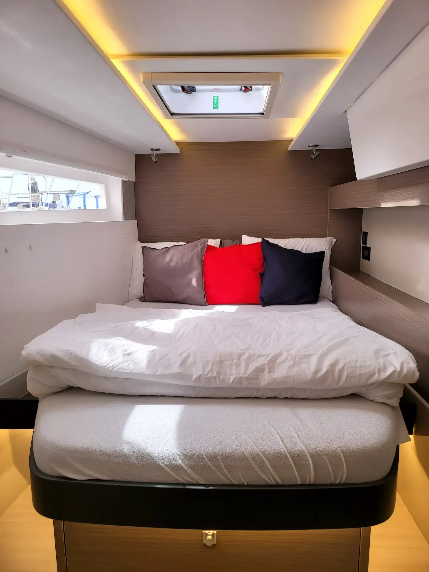 Trident thumbnail 21