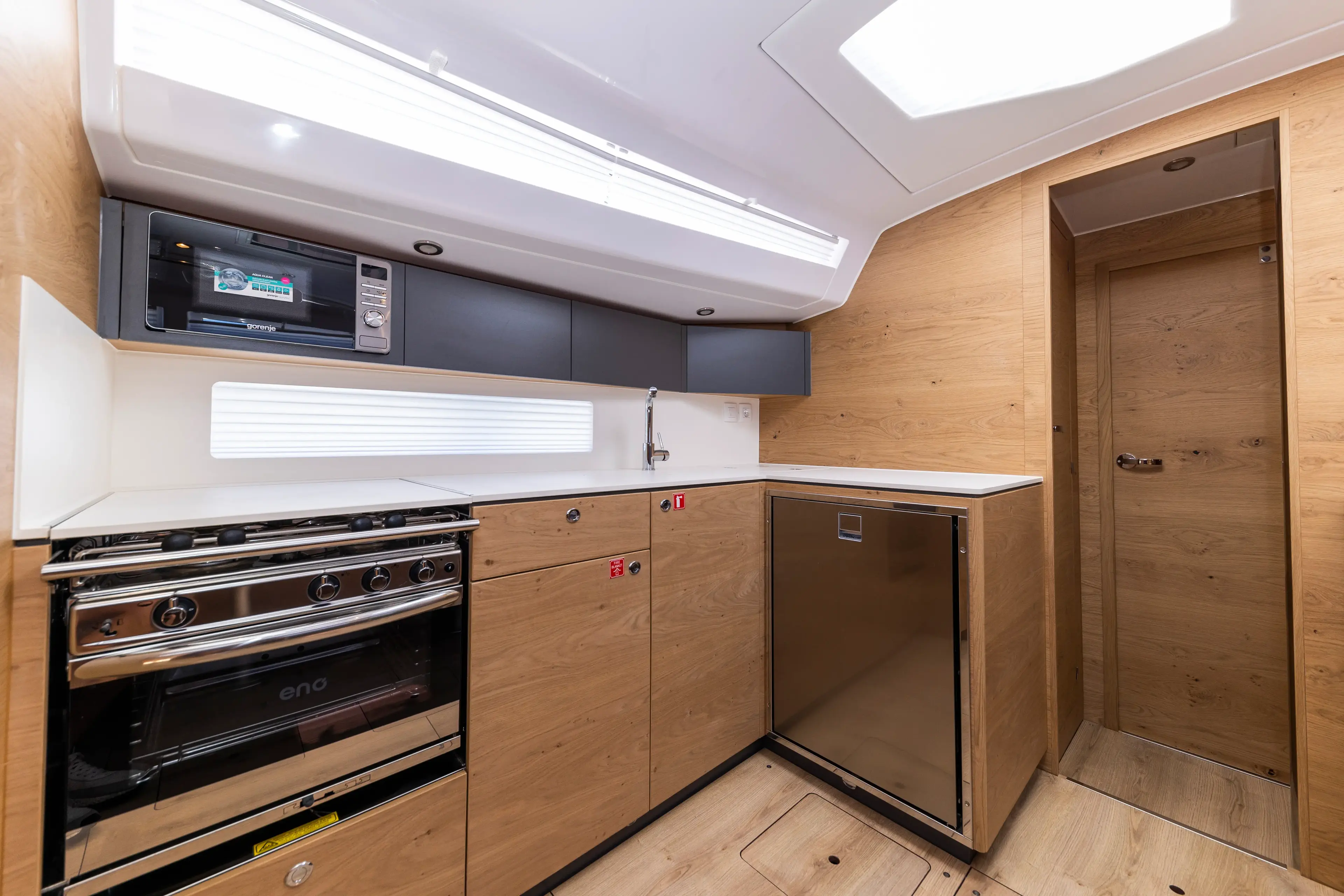 VEKENEGA thumbnail 15