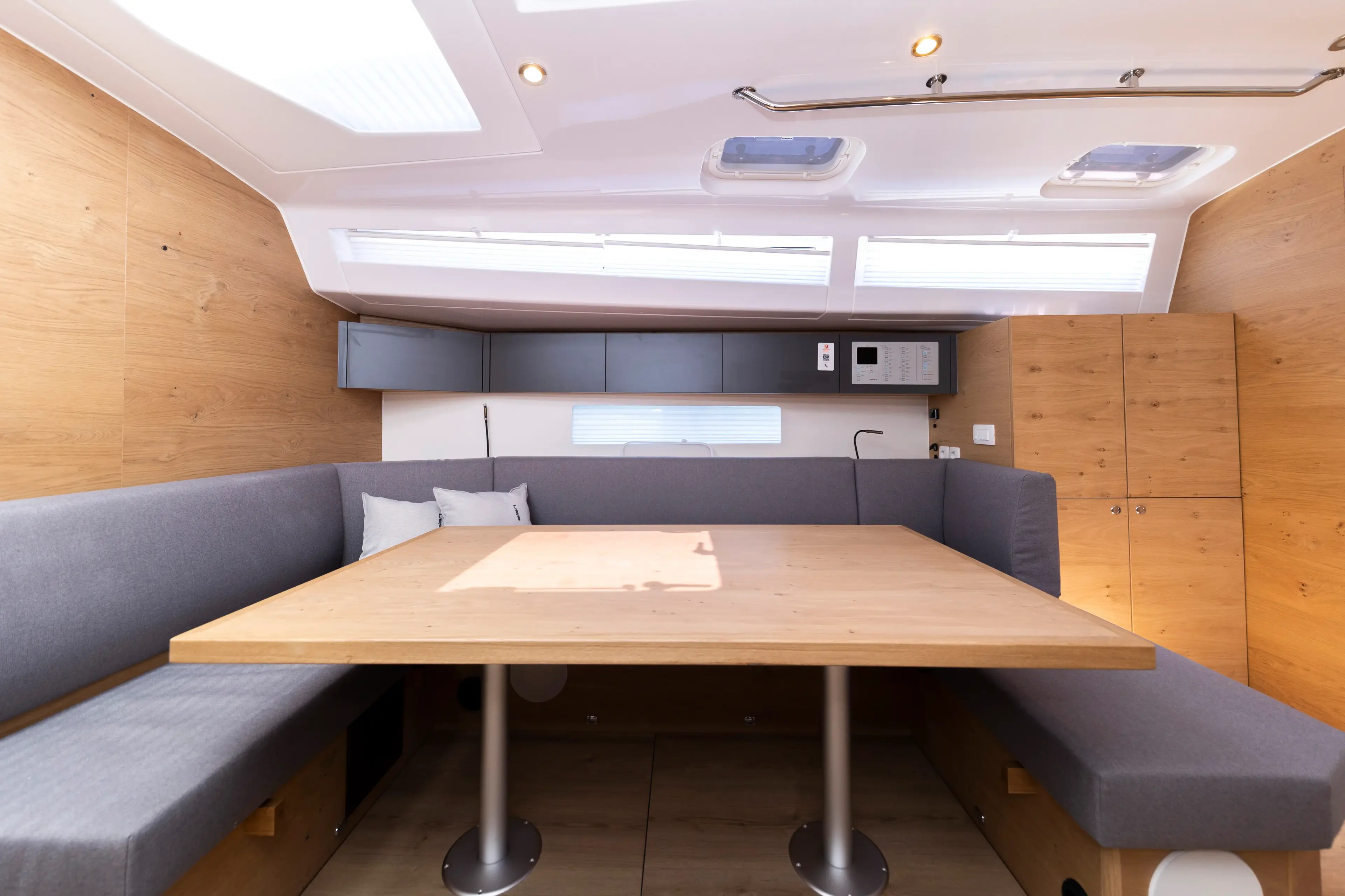 VEKENEGA thumbnail 30