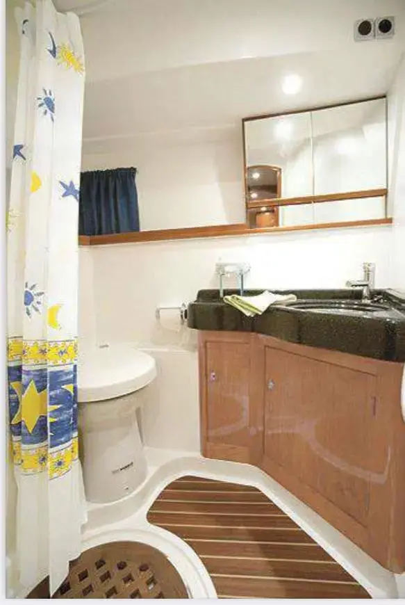 Running on Waves thumbnail 5