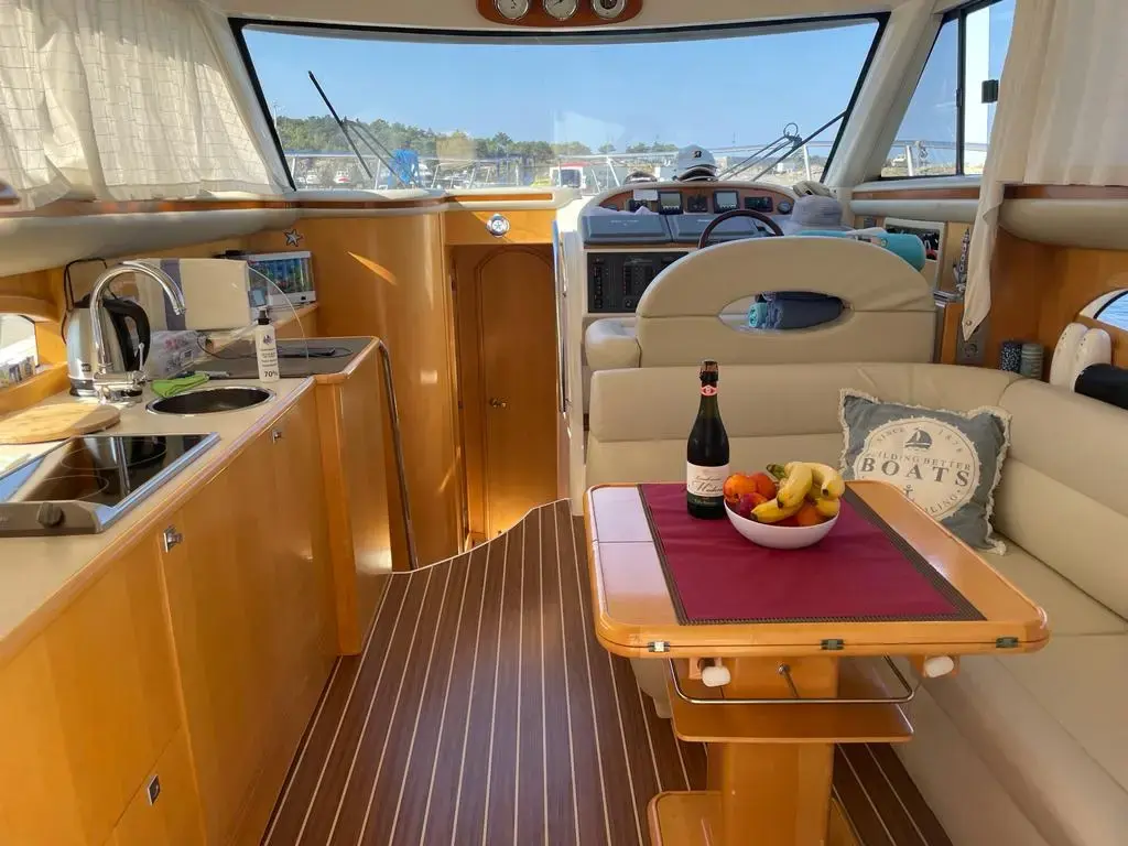 Running on Waves thumbnail 6