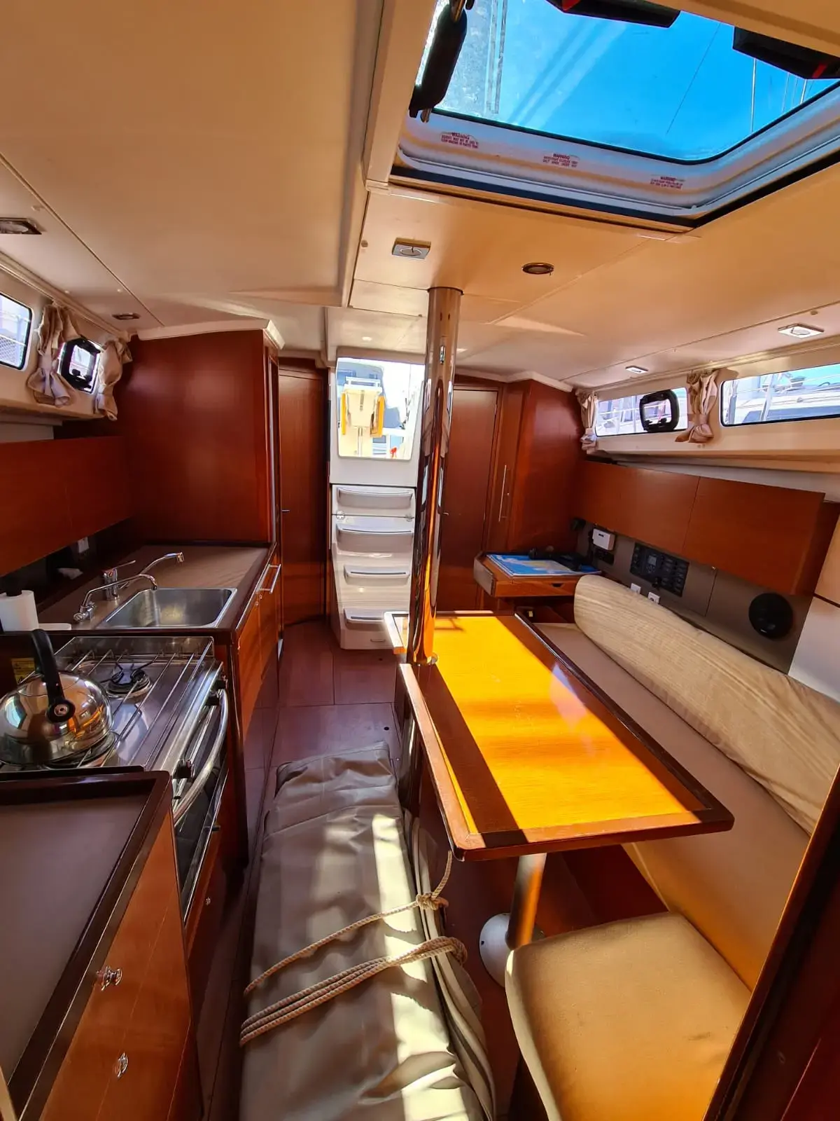 LAMPUGA thumbnail 13