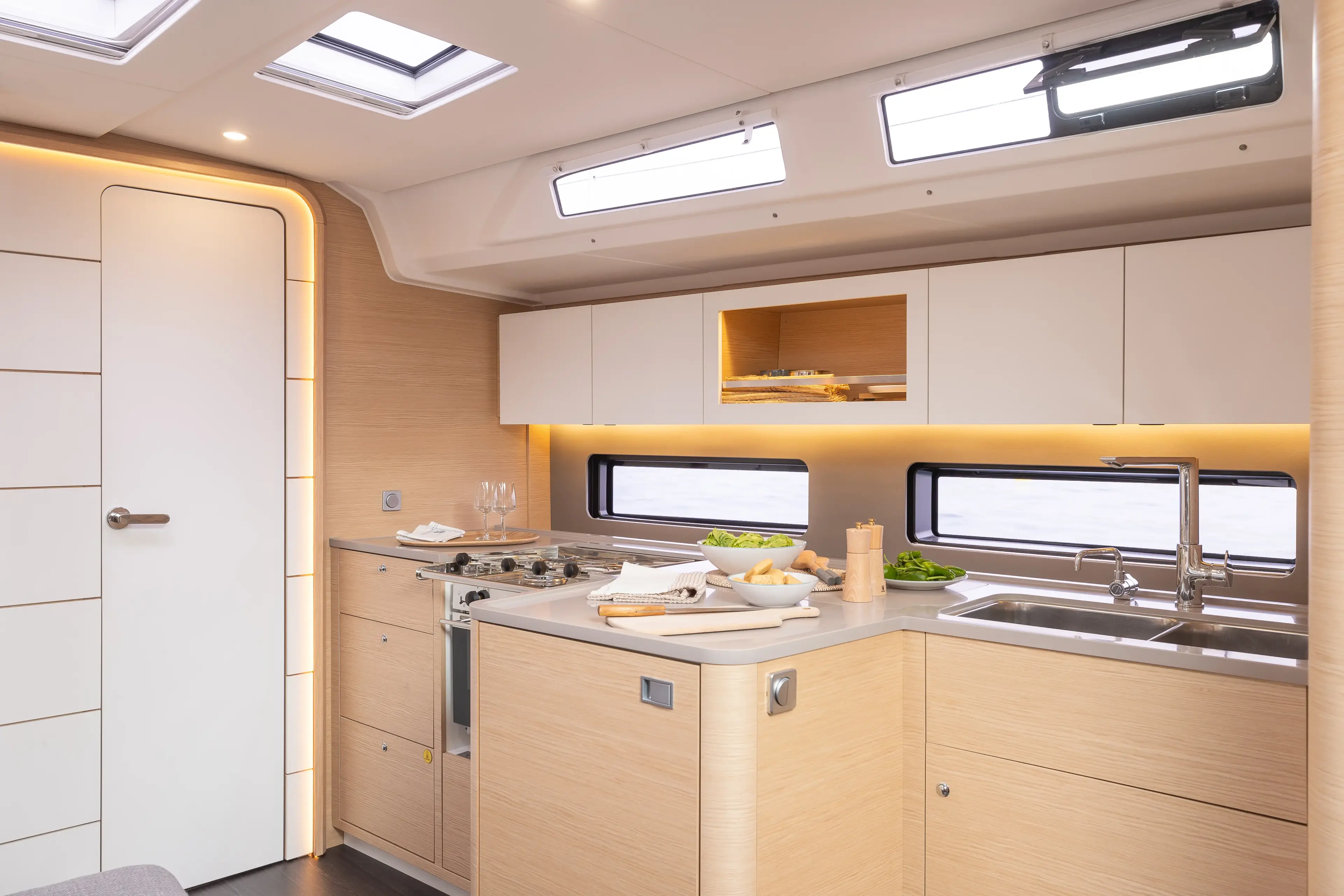 Sunsail 41.3 Premium thumbnail 11