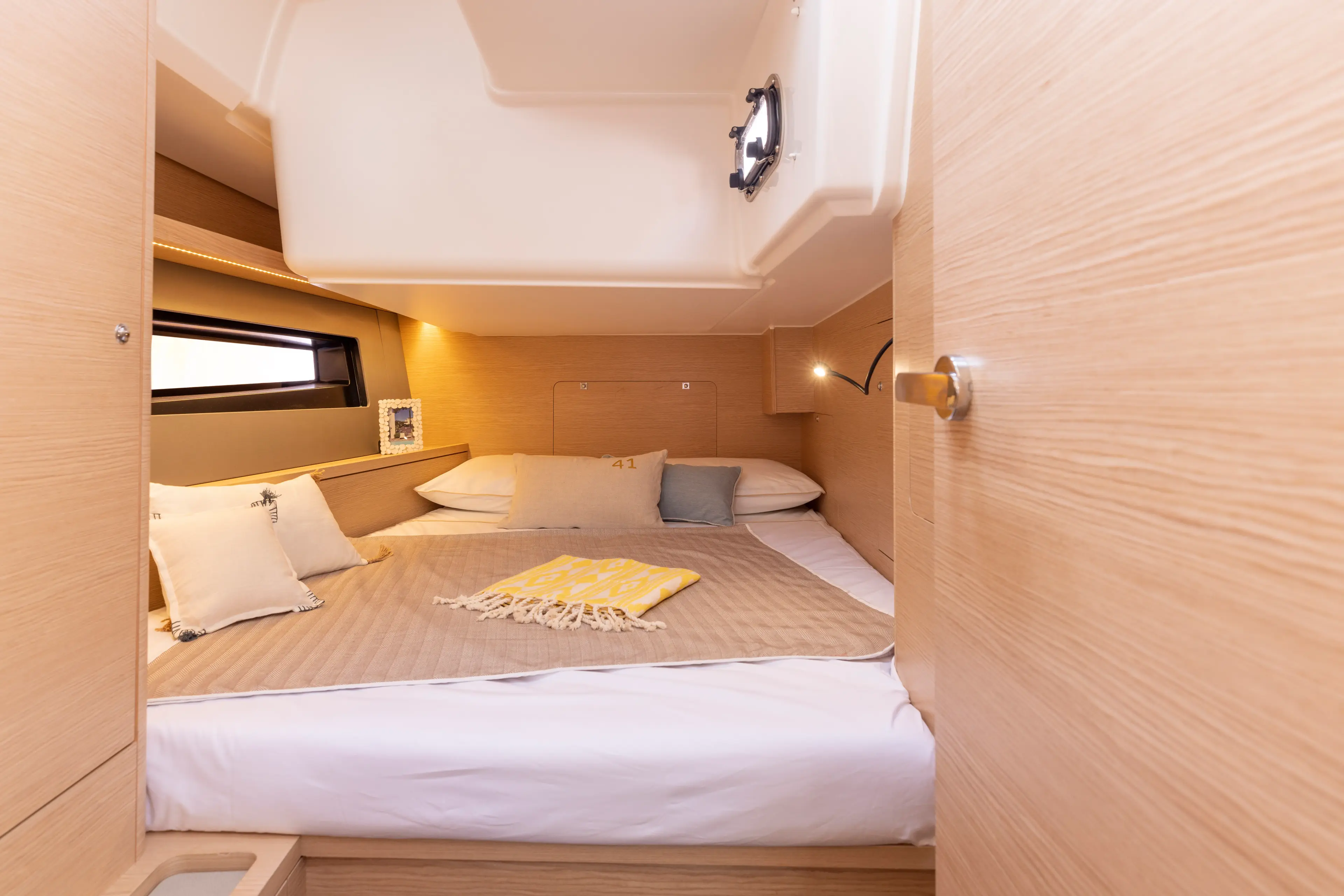 Sunsail 41.3 Premium thumbnail 14