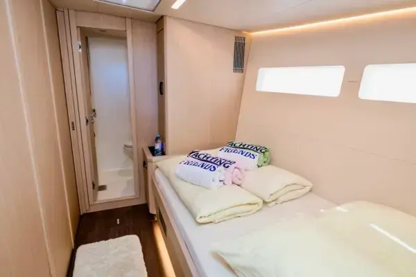 FRIENDS thumbnail 12