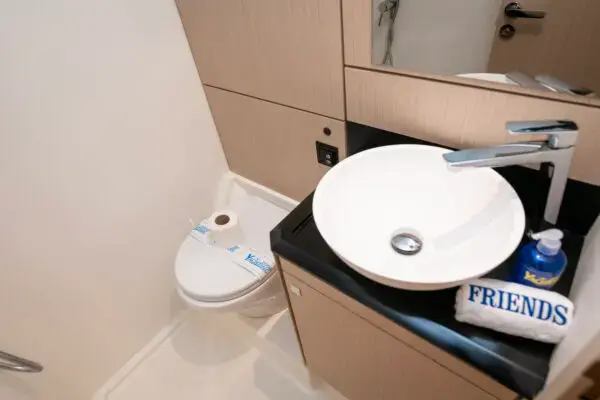 FRIENDS thumbnail 13